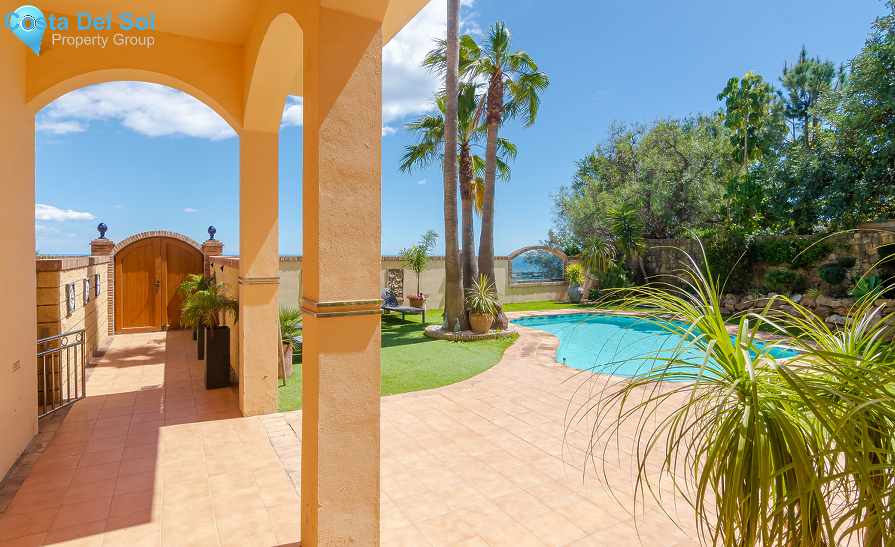 House in Estepona-1286003