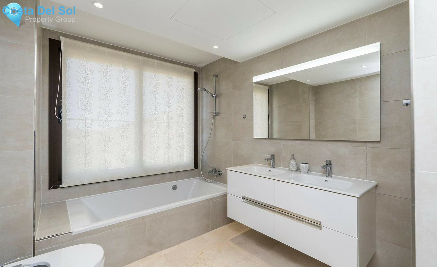 House in Estepona-1328239