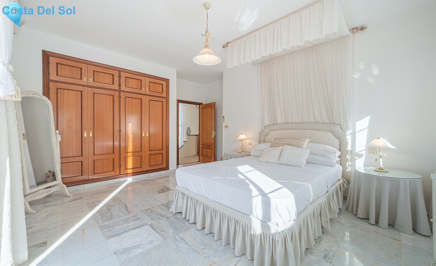 House in Estepona-1537835