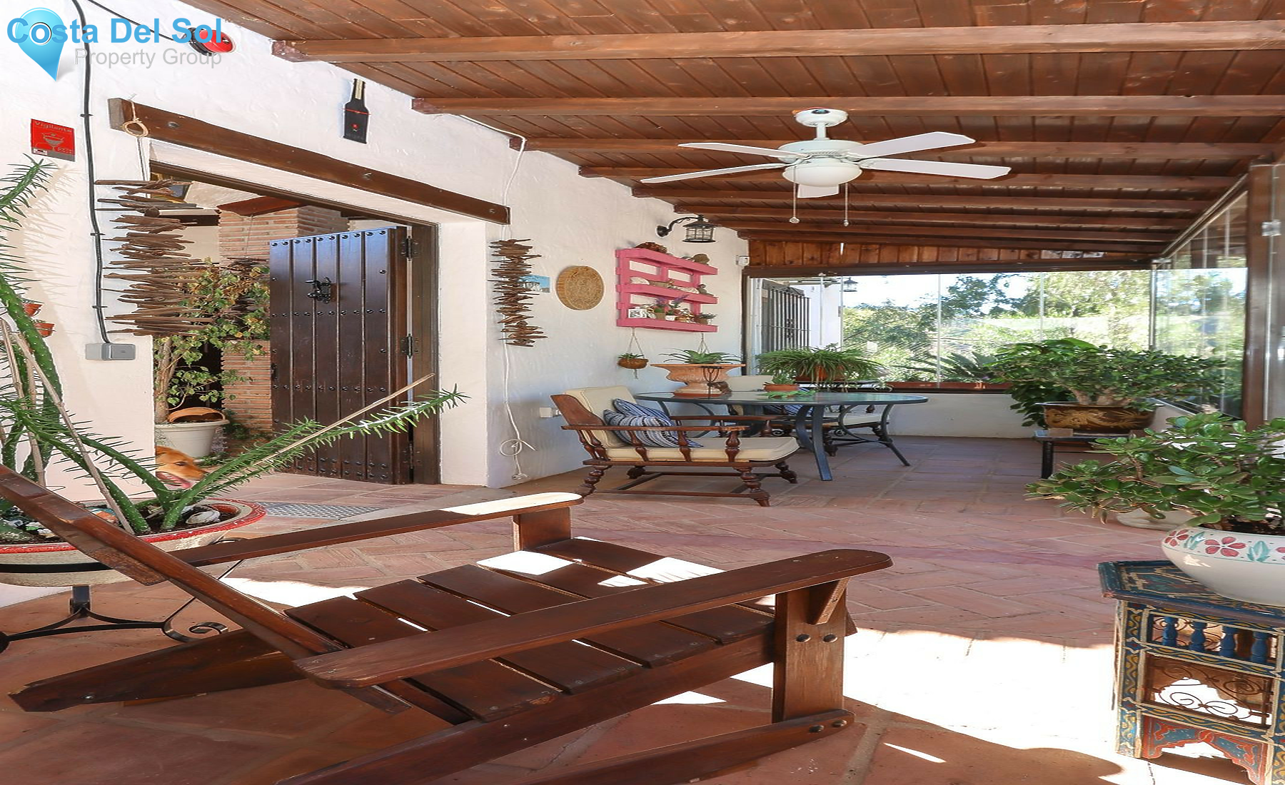 House in Guaro-1543007