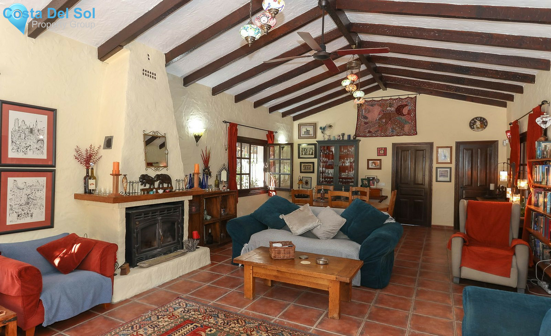 House in Guaro-1543009