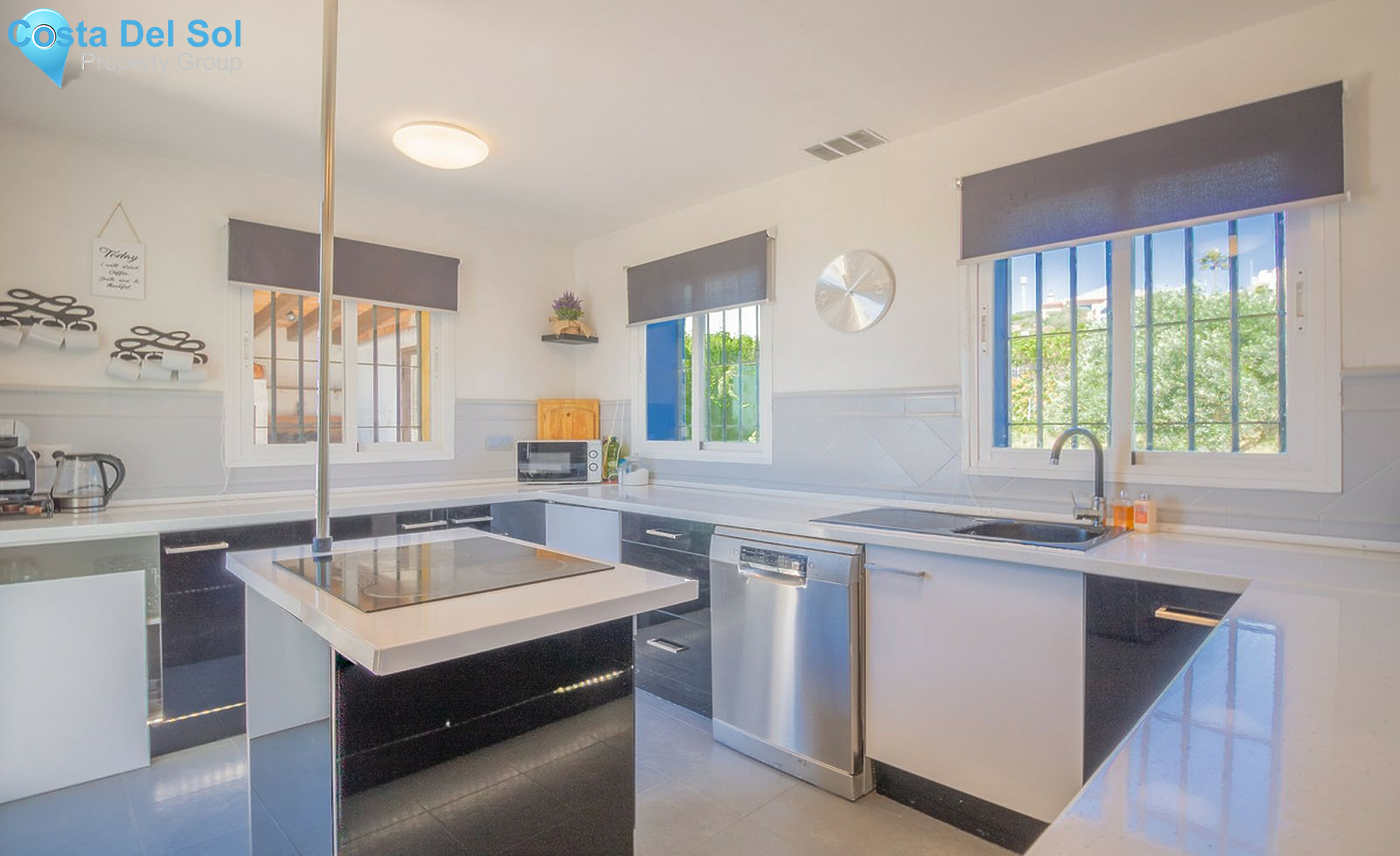 House in La Alcaidesa-1281233