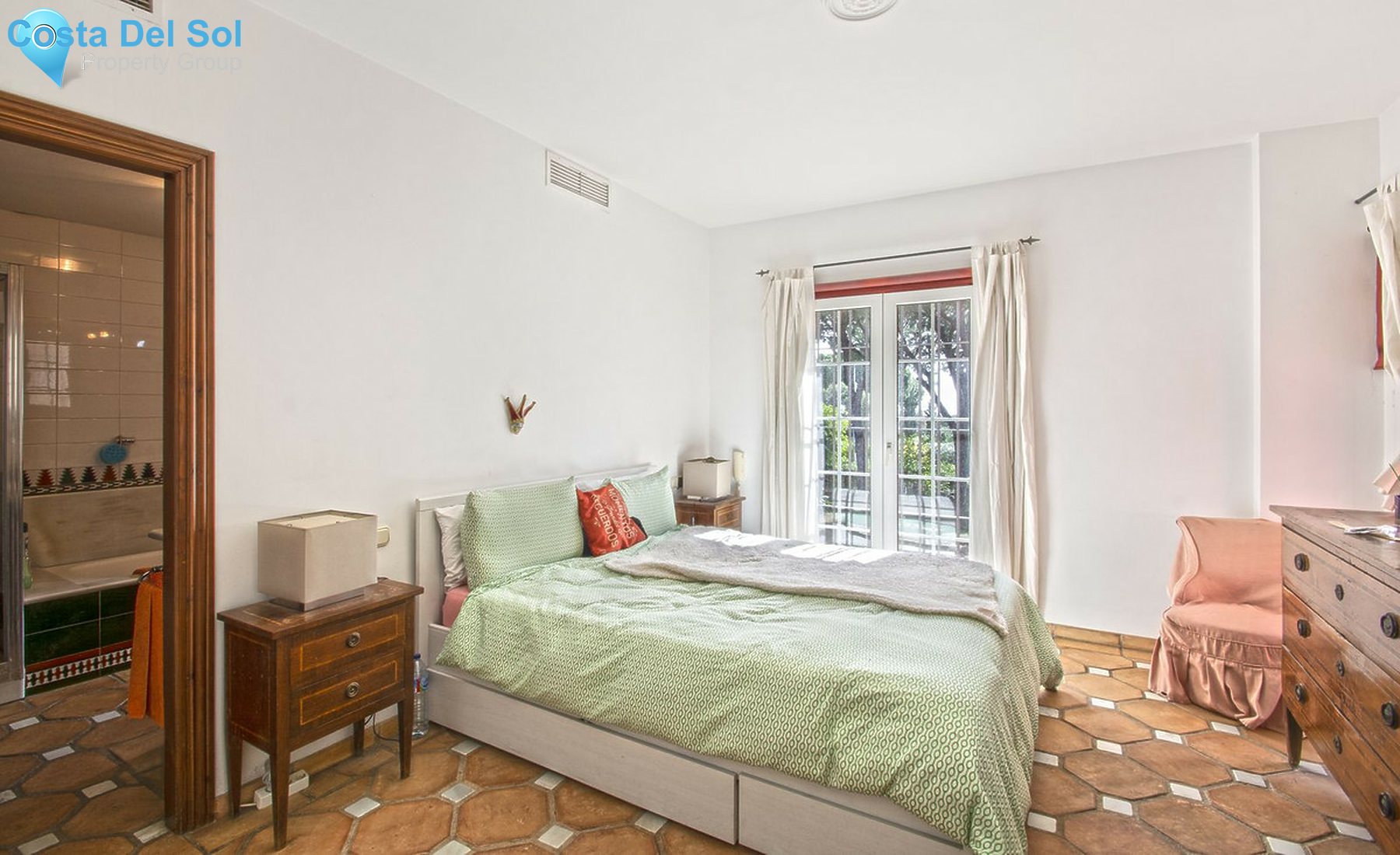 House in Las Chapas-1258709