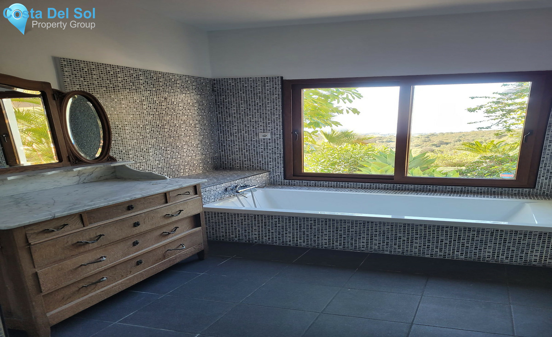 House in Marbella-1307014