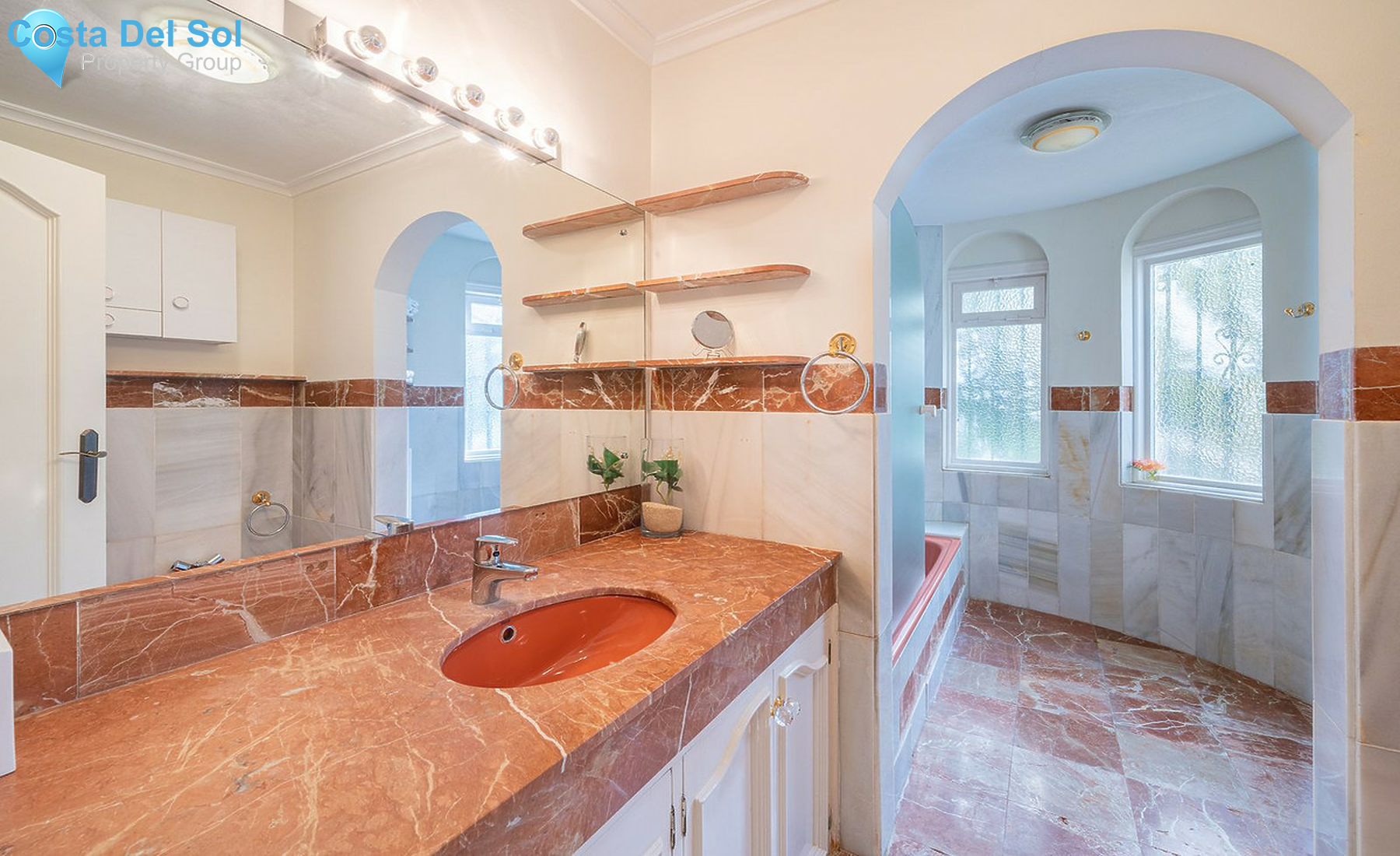 House in Málaga-1537783