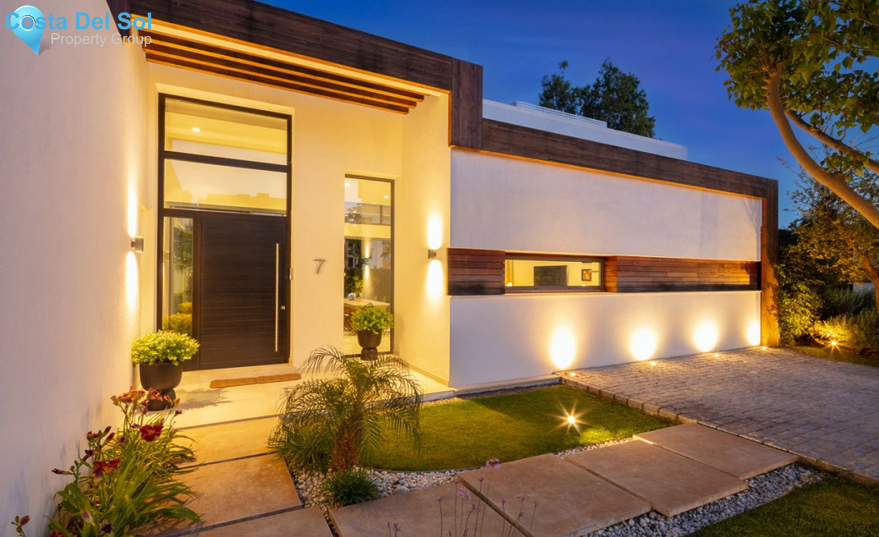 House in New Golden Mile