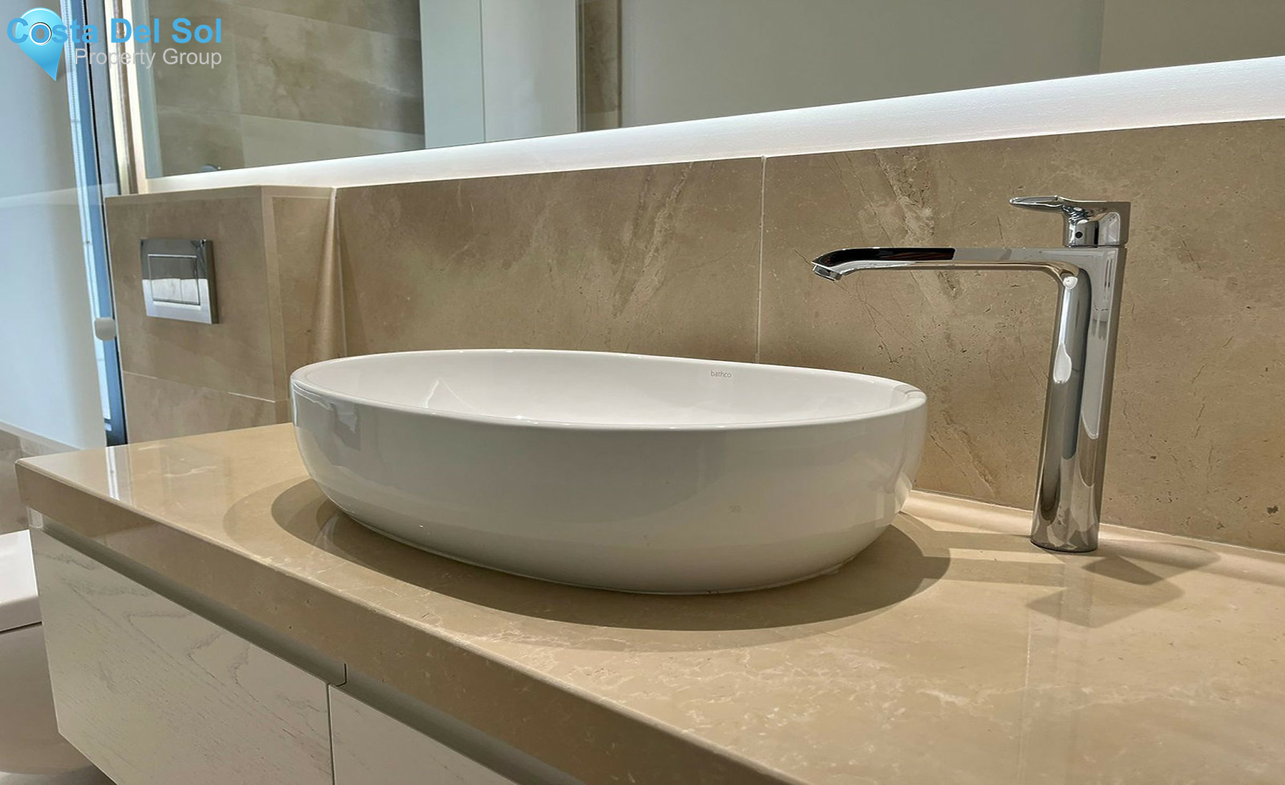 House in New Golden Mile-1458714