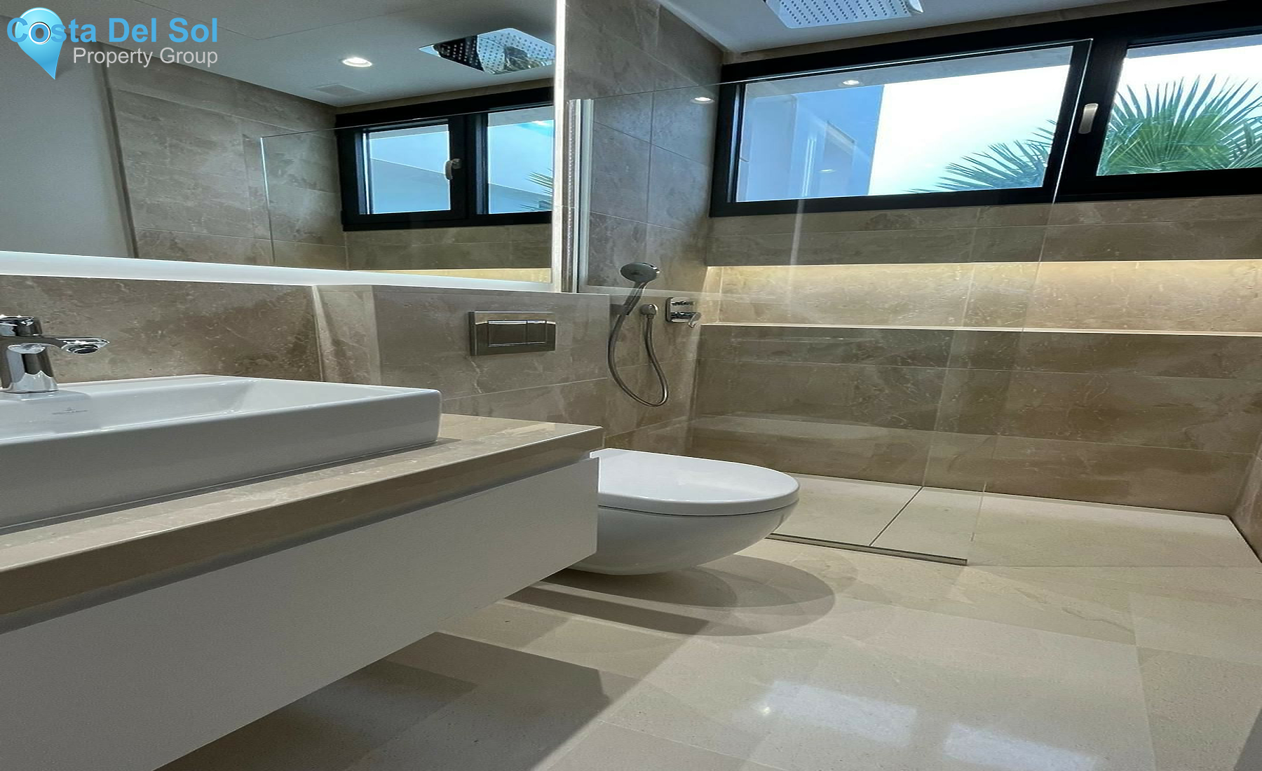 House in New Golden Mile-1458716