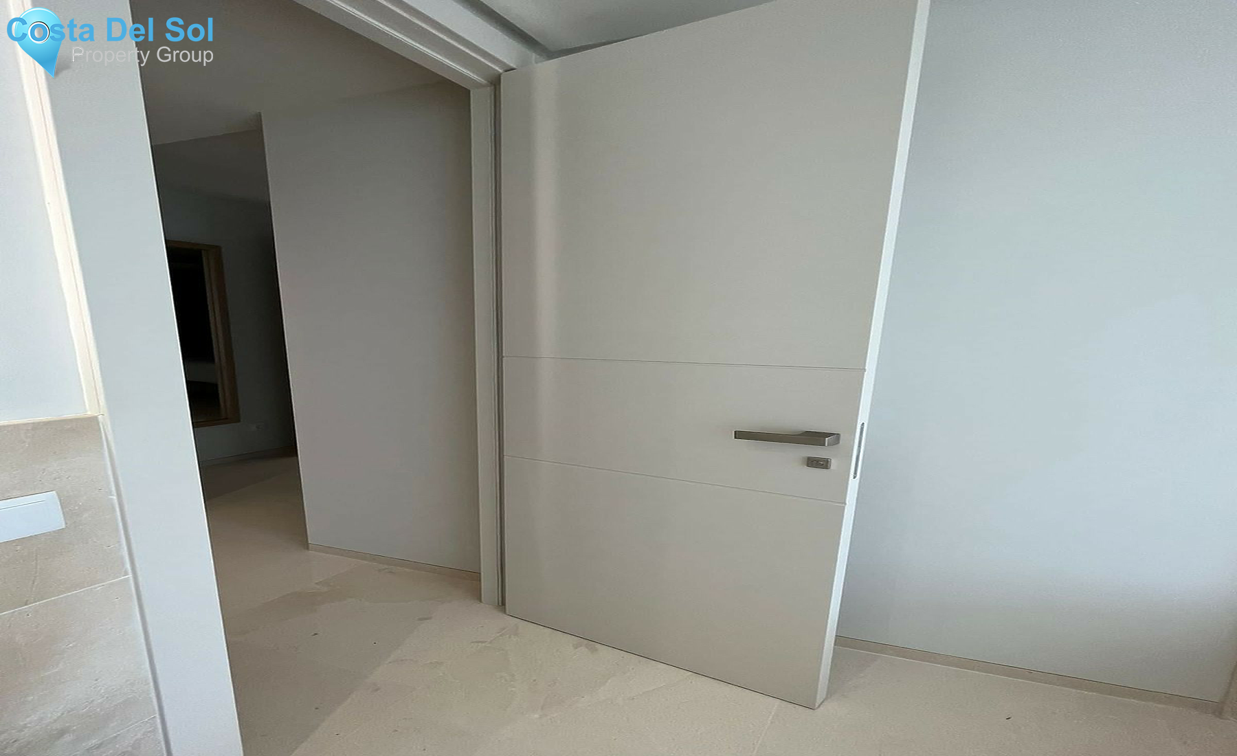 House in New Golden Mile-1458710