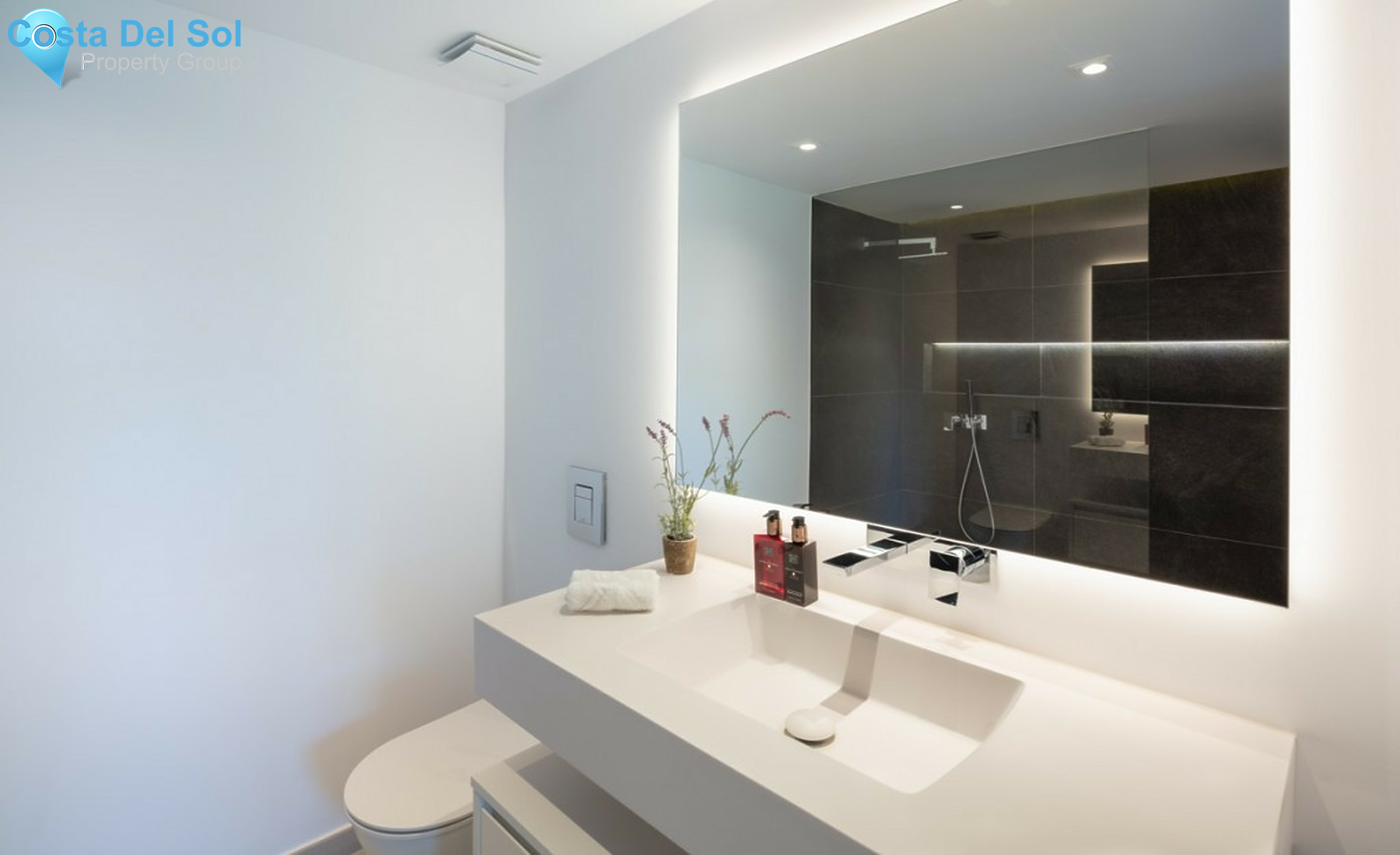 House in Nueva Andalucía-1241553