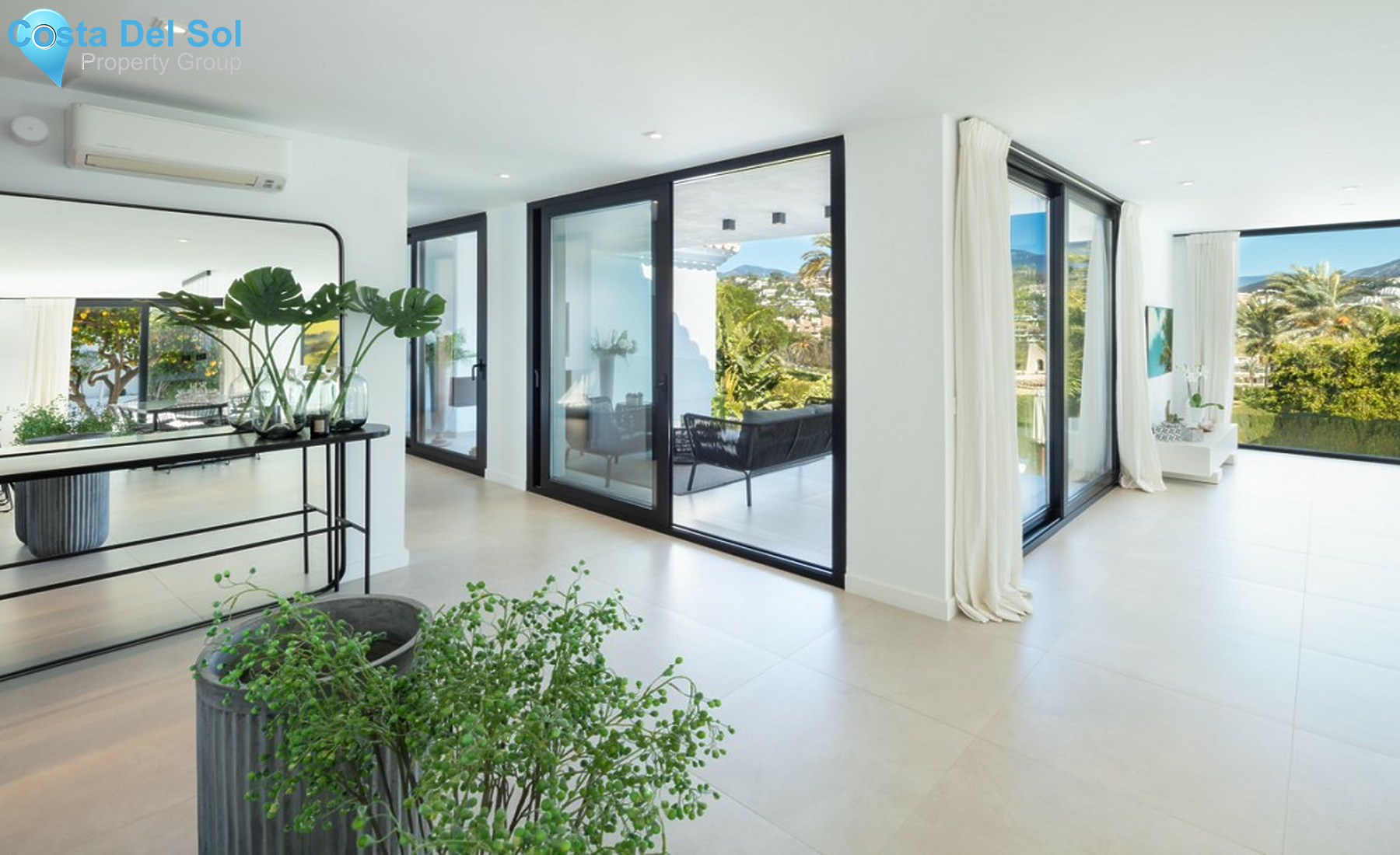 House in Nueva Andalucía-1241556