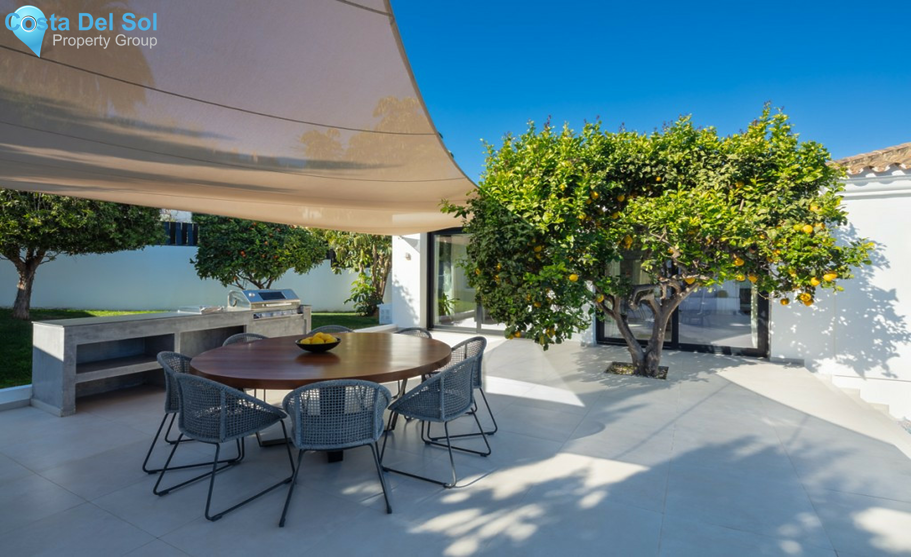 House in Nueva Andalucía-1241547