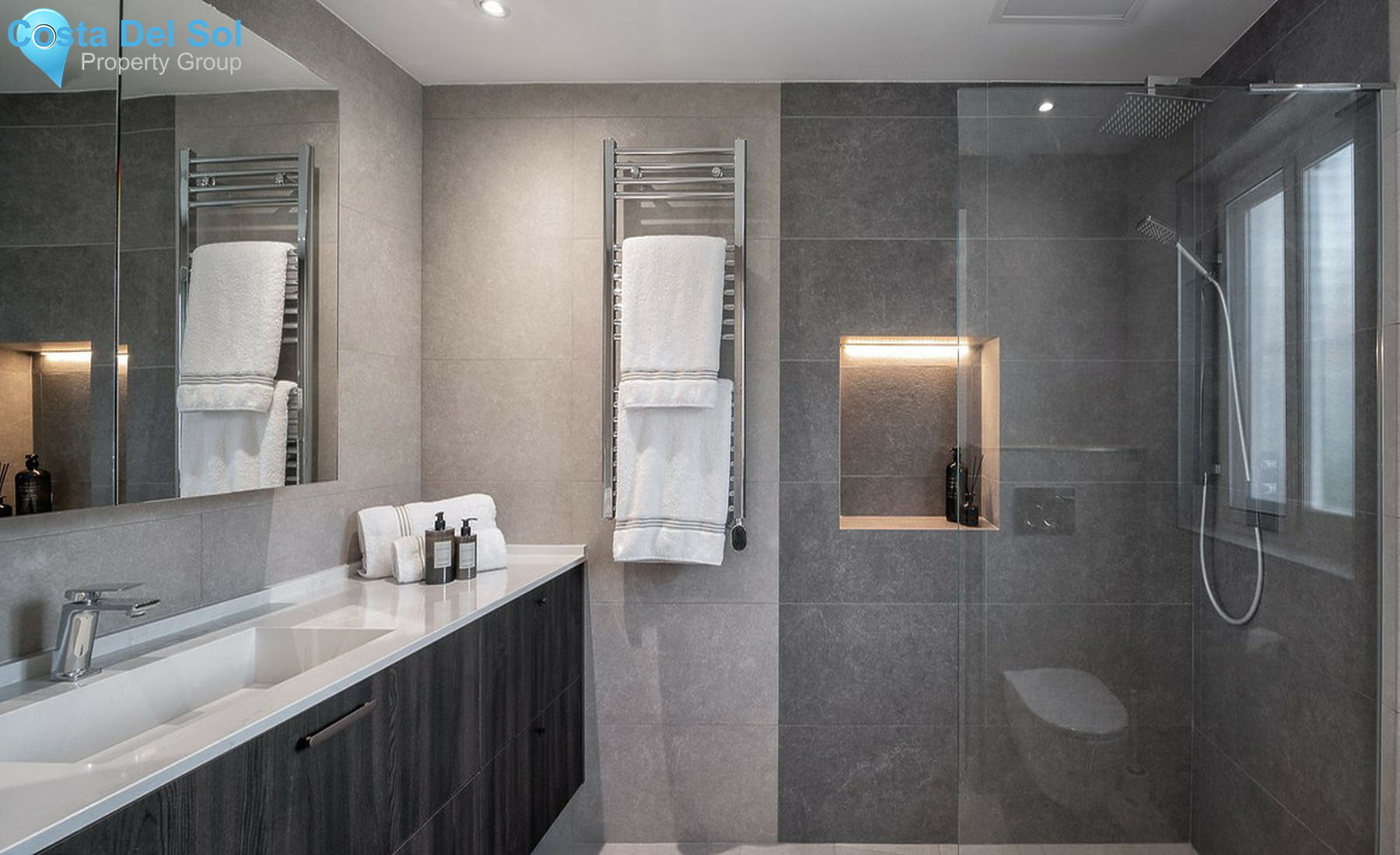 House in Nueva Andalucía-1257280