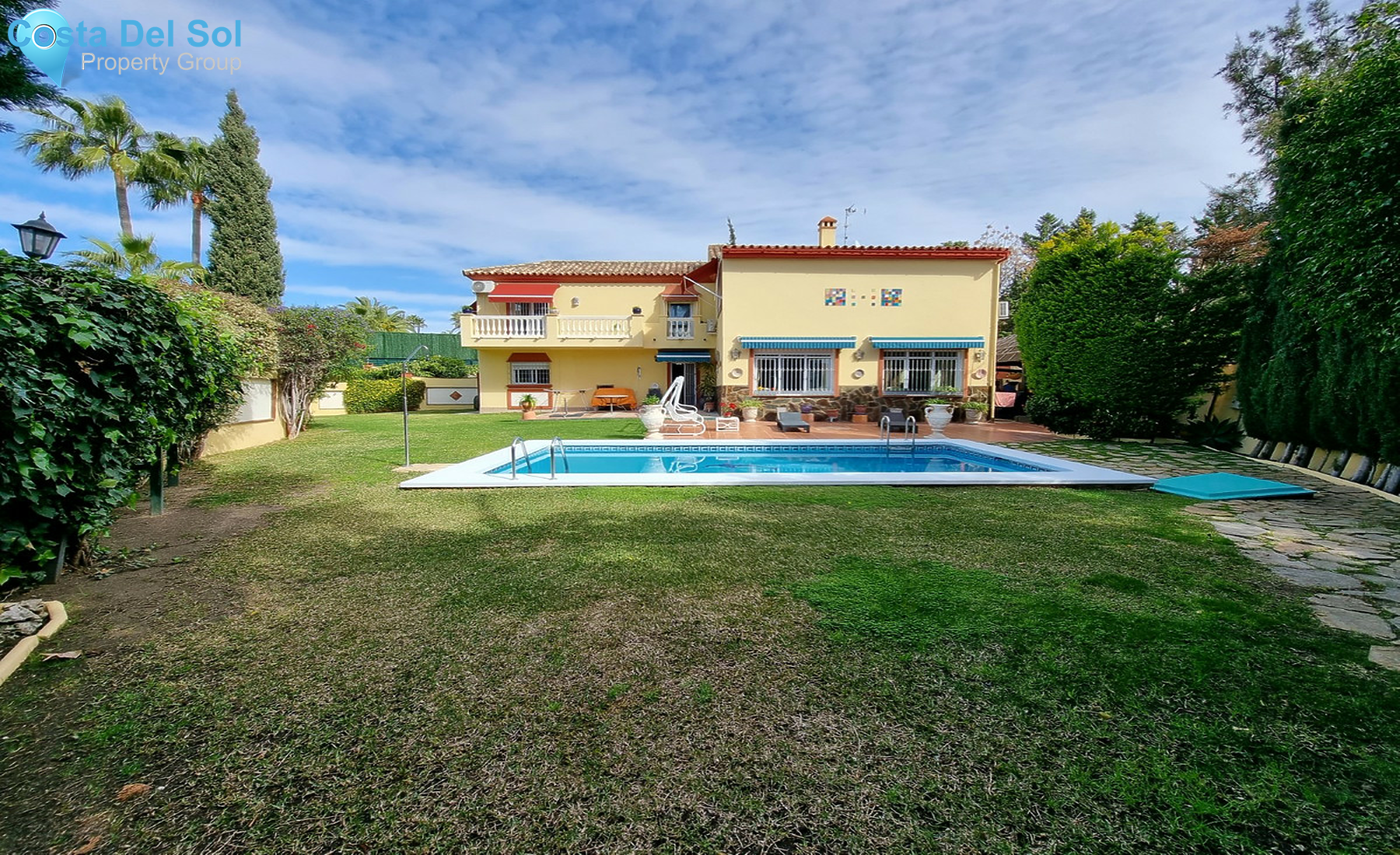 House in Nueva Andalucía-1308655