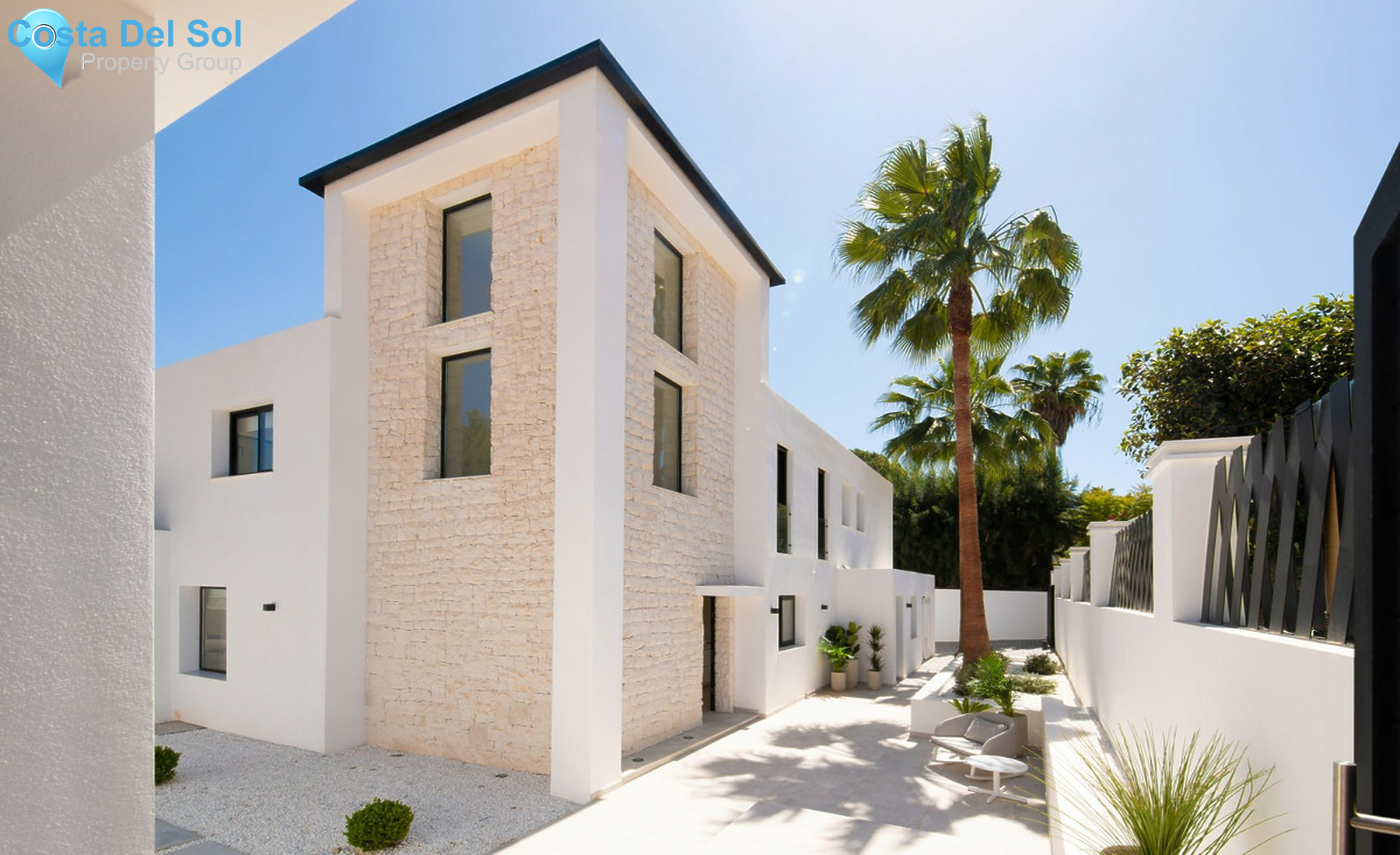 House in Nueva Andalucía