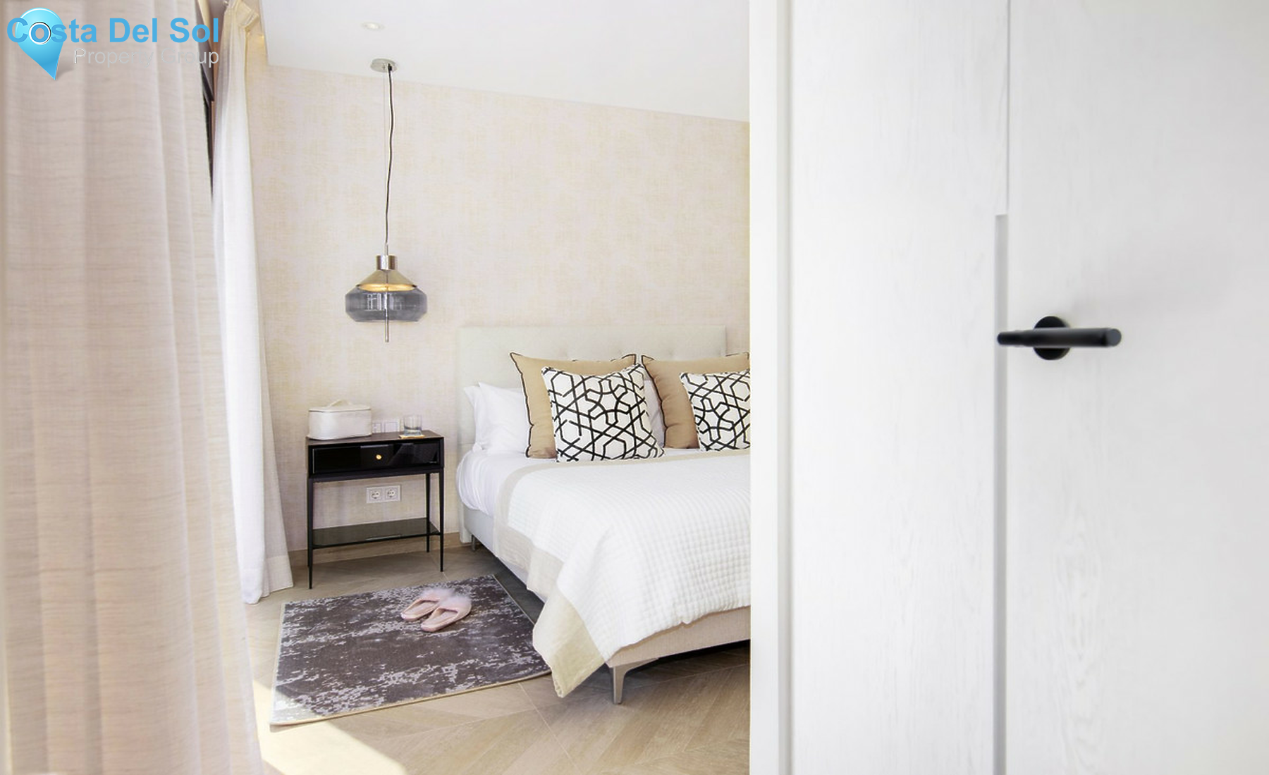 House in Nueva Andalucía-1320828