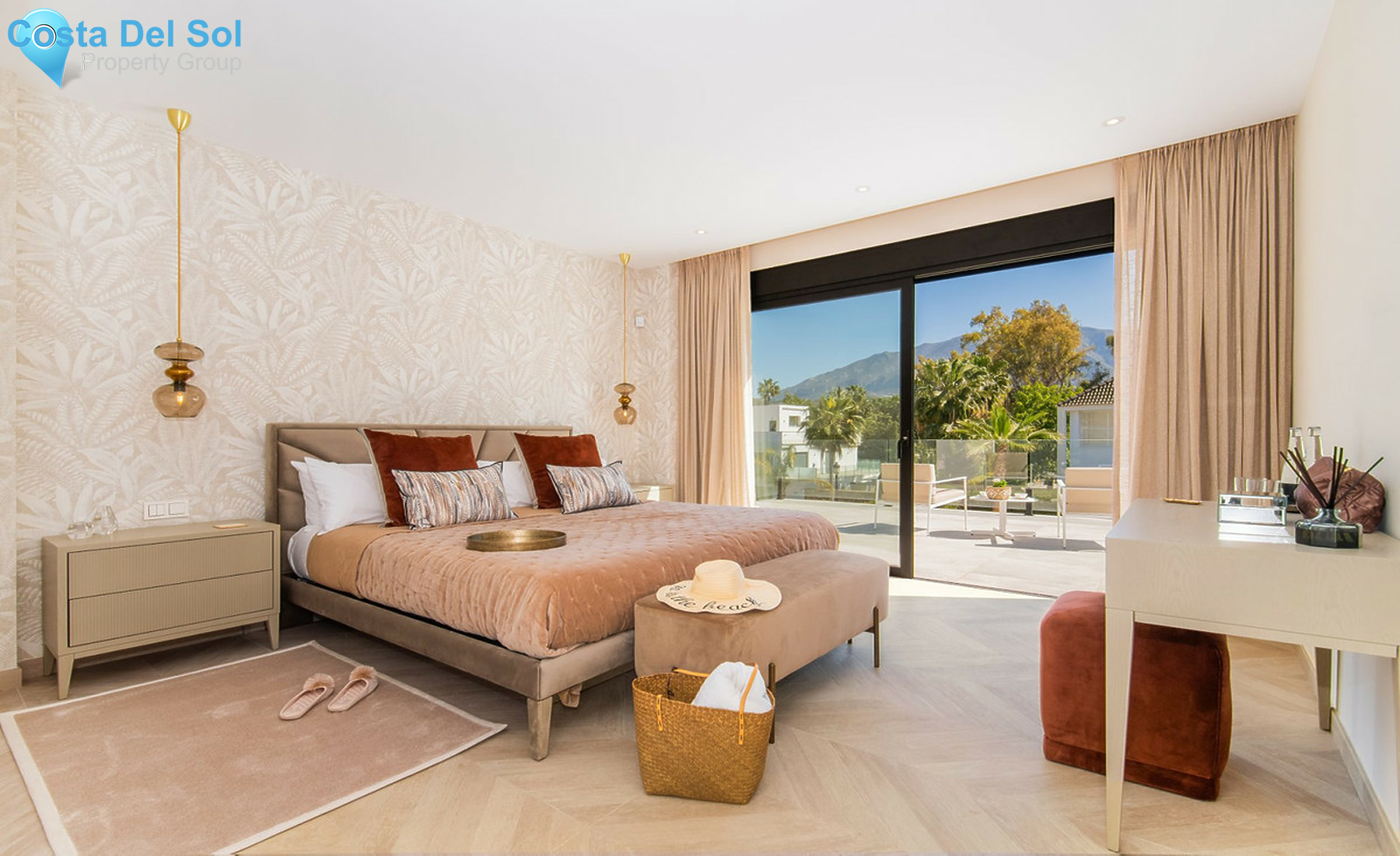 House in Nueva Andalucía-1320833