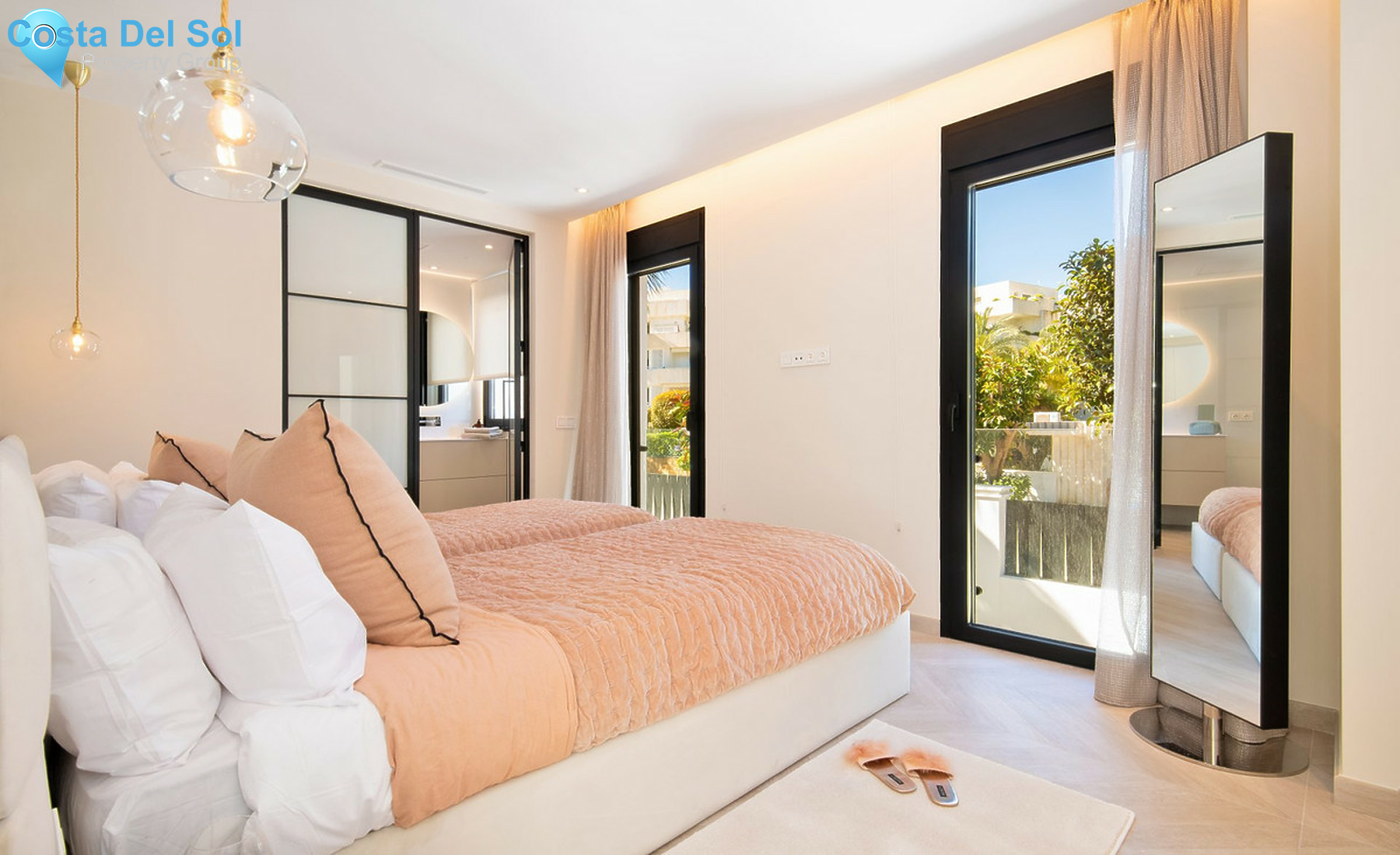 House in Nueva Andalucía-1320834