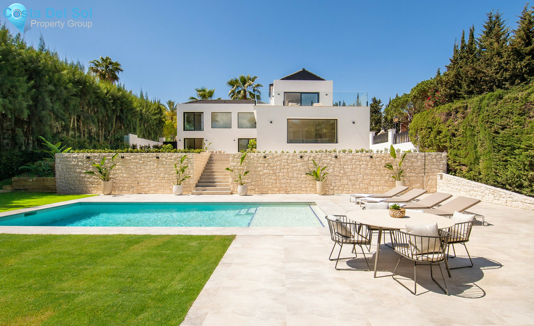 House in Nueva Andalucía-1320819