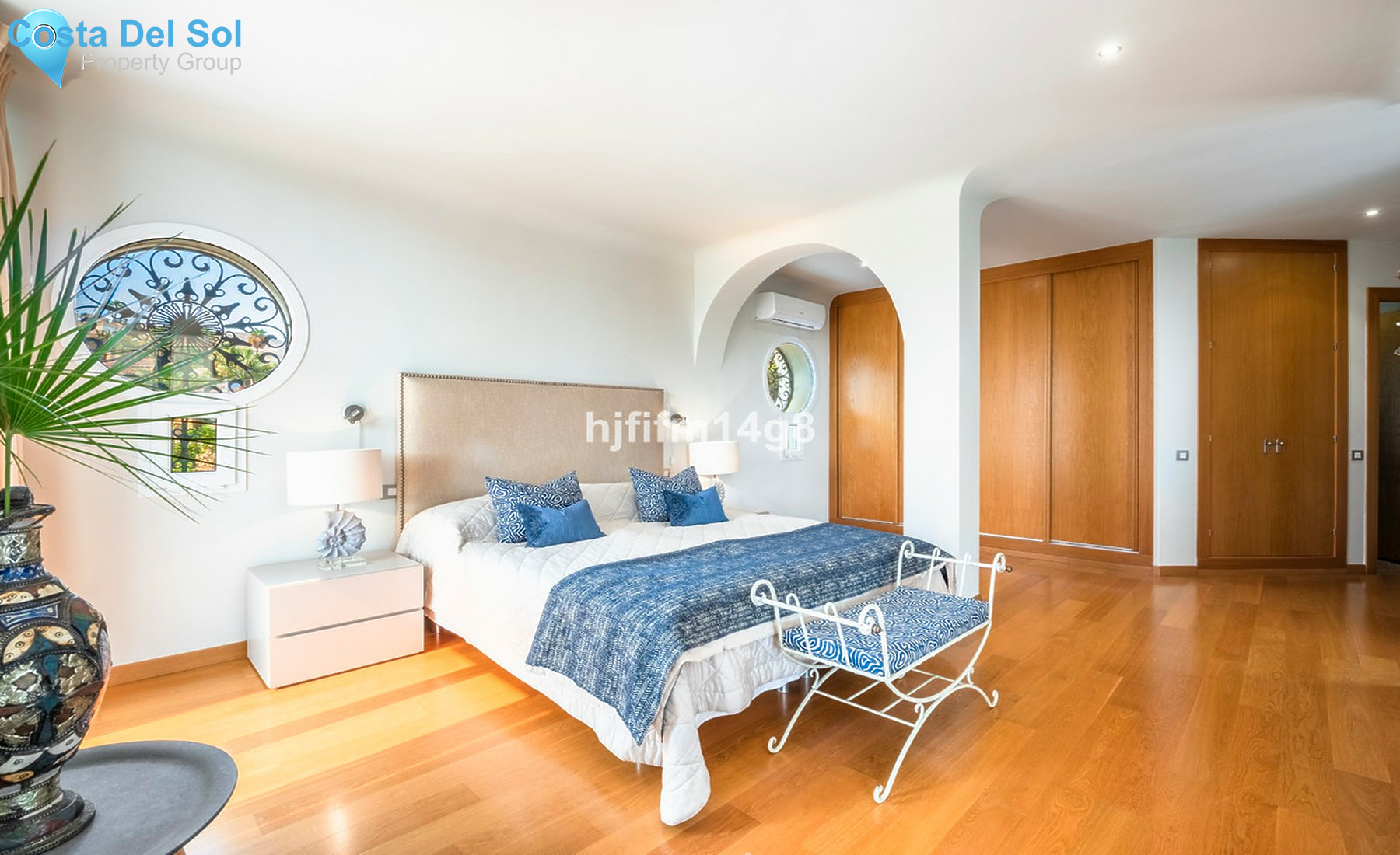 House in Nueva Andalucía-1414244