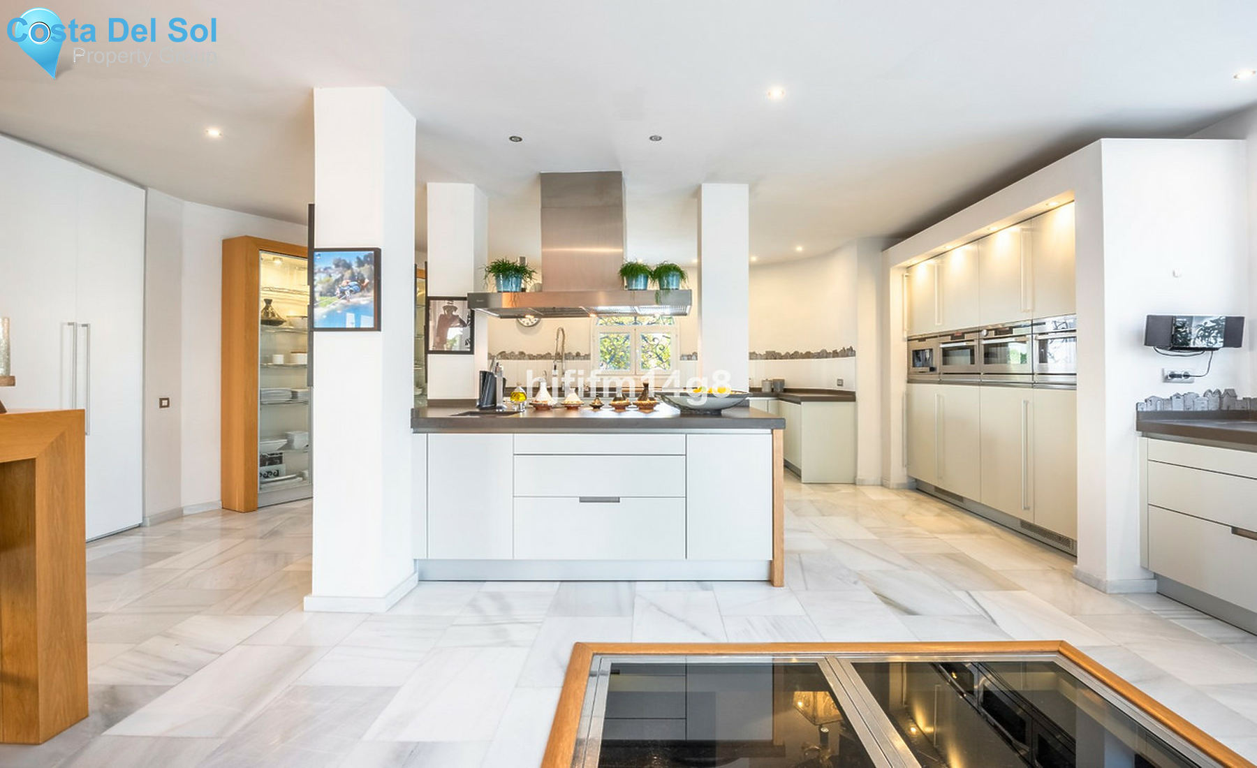 House in Nueva Andalucía-1414235