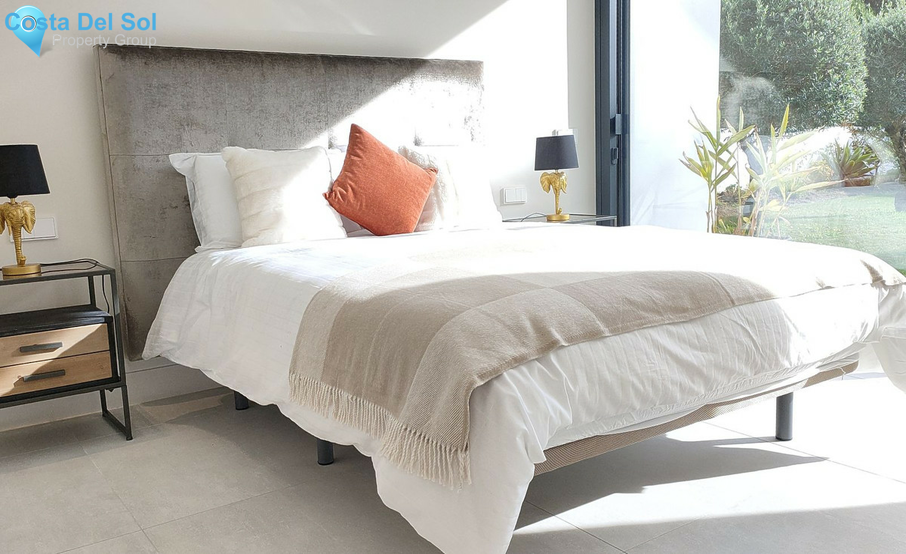 House in Nueva Andalucía-1438428