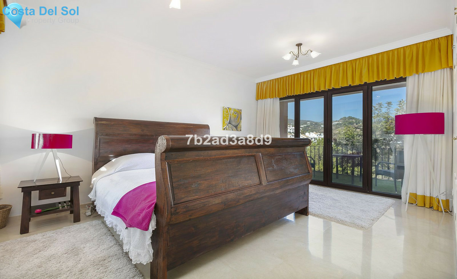 House in Nueva Andalucía-1500444