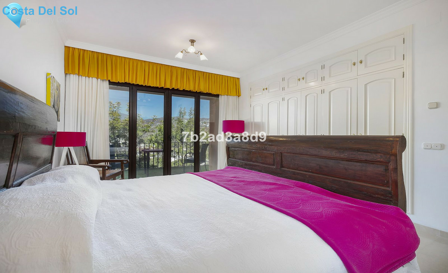 House in Nueva Andalucía-1500445