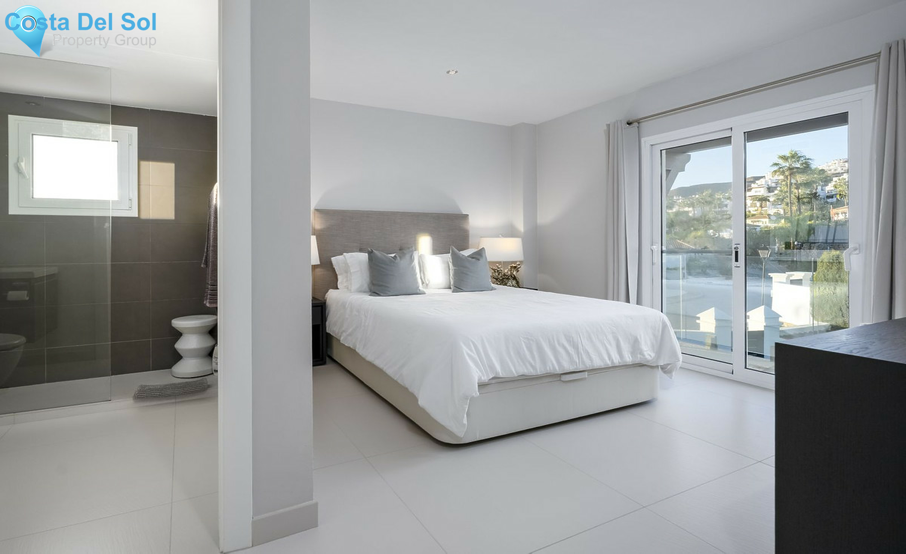 House in Nueva Andalucía-1521614