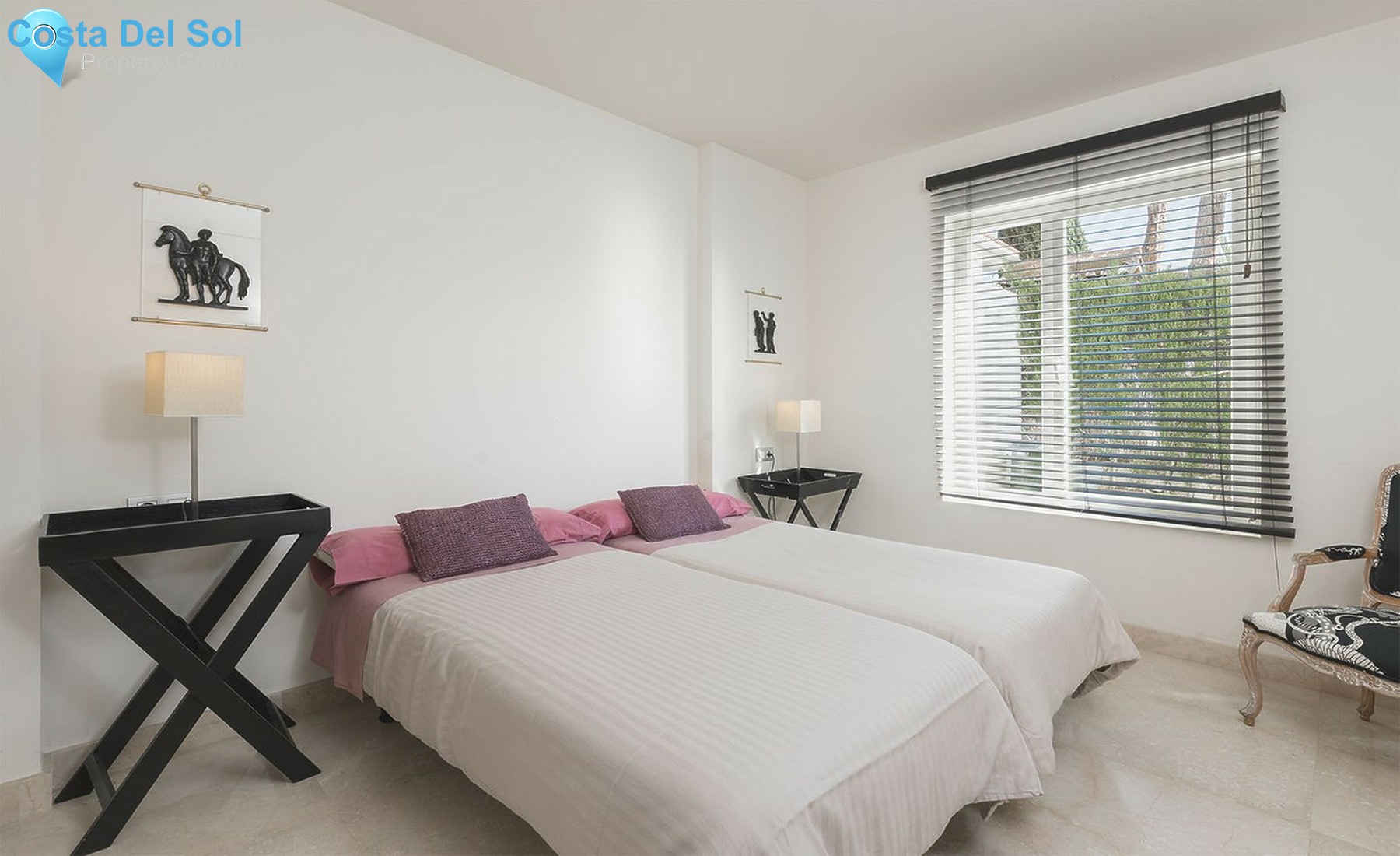 House in Nueva Andalucía-1556909