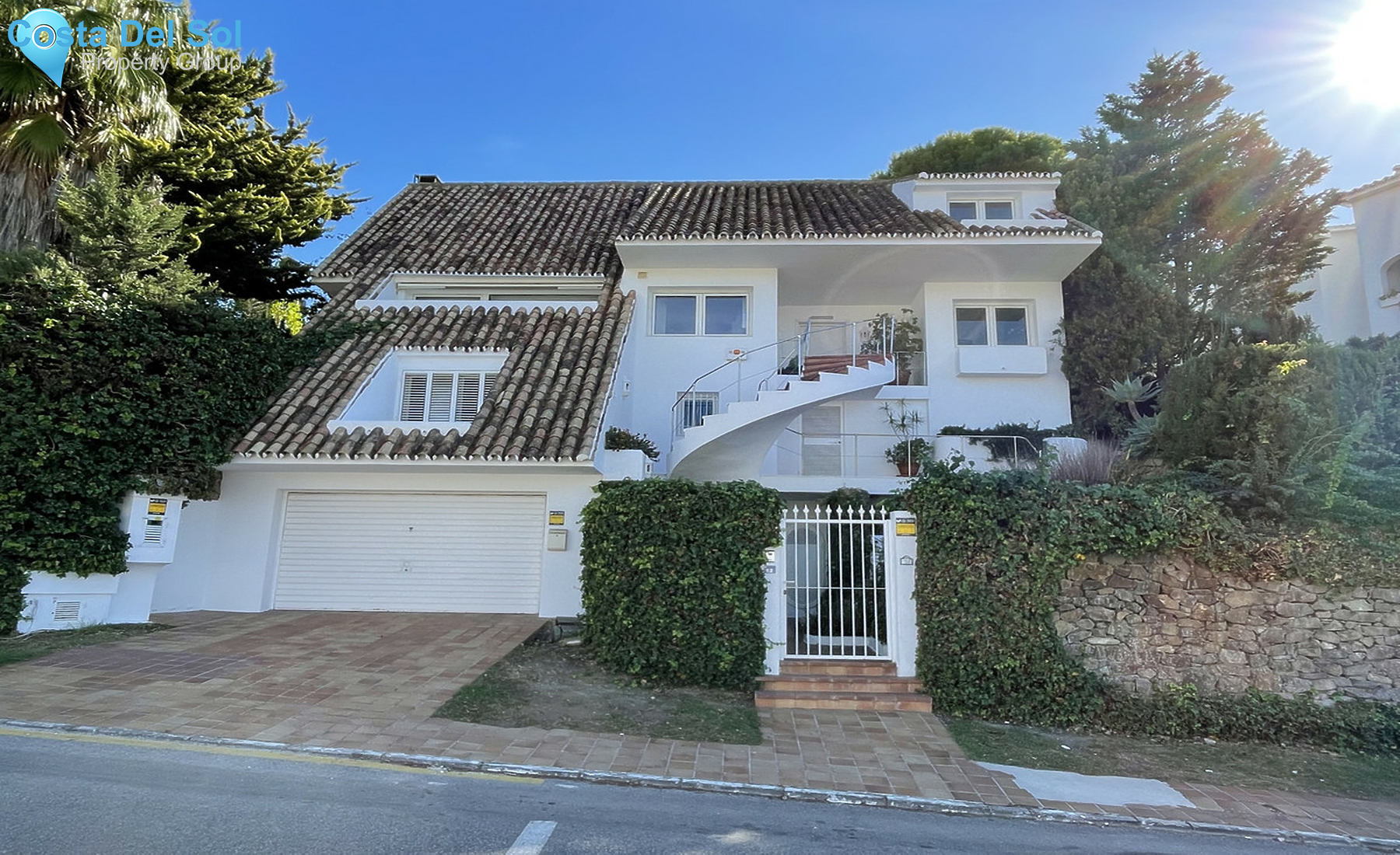 House in Riviera del Sol-1271028