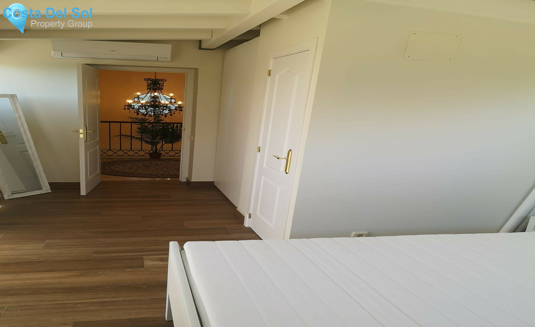 House in Riviera del Sol-1439424