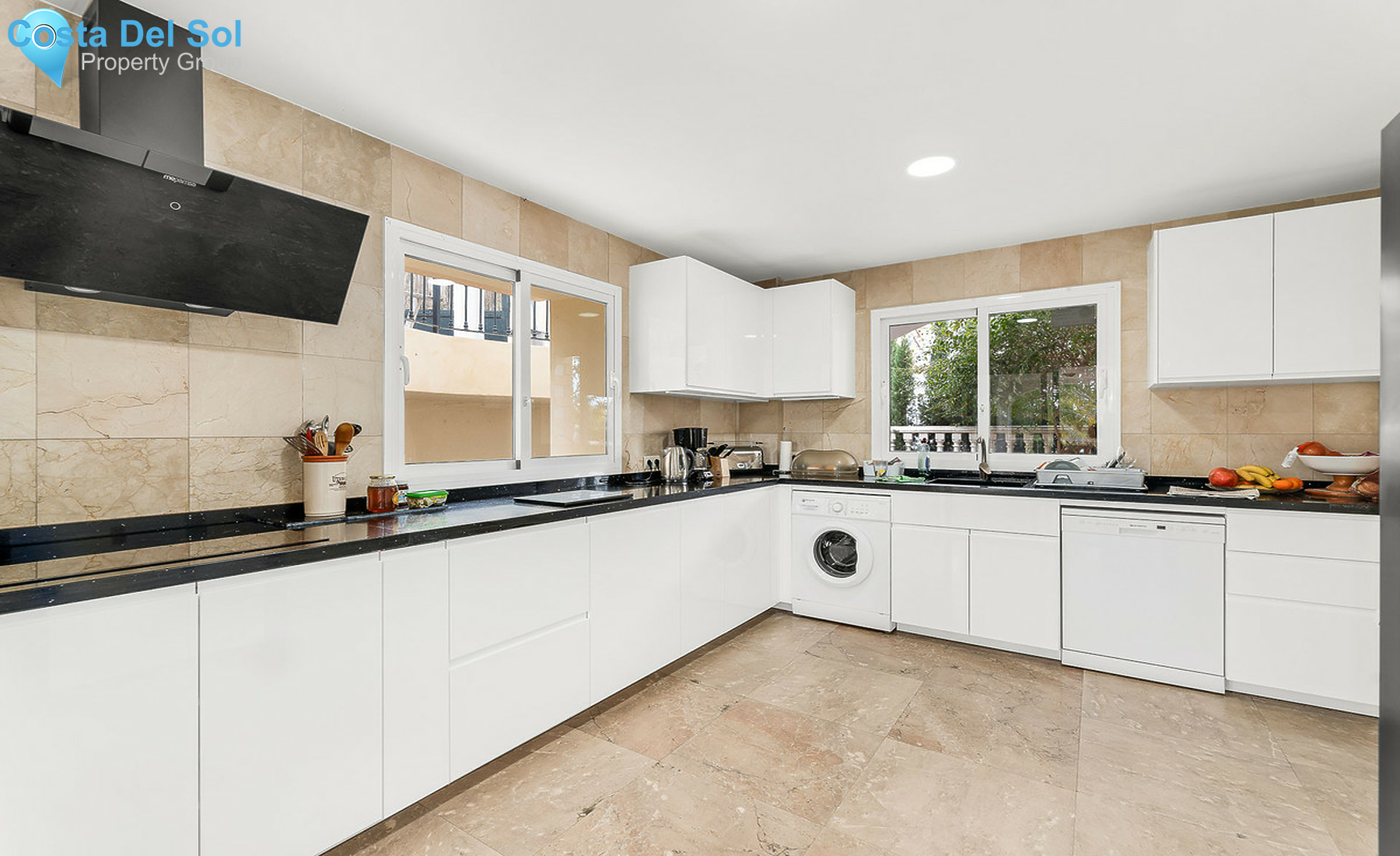 House in Riviera del Sol-1543994