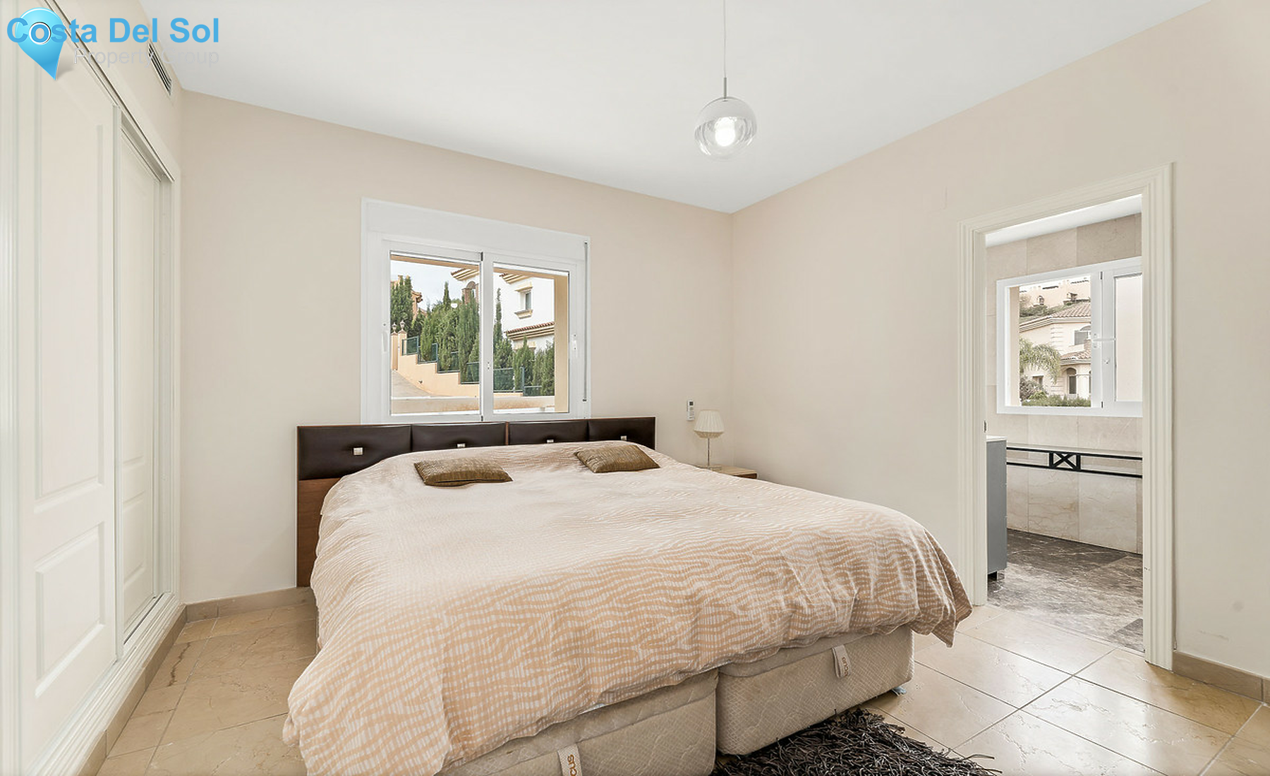 House in Riviera del Sol-1543999