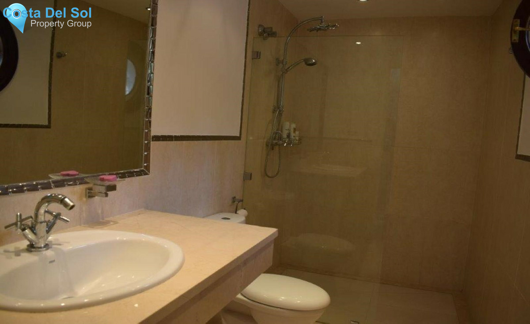 House in Sierra Blanca-1409991