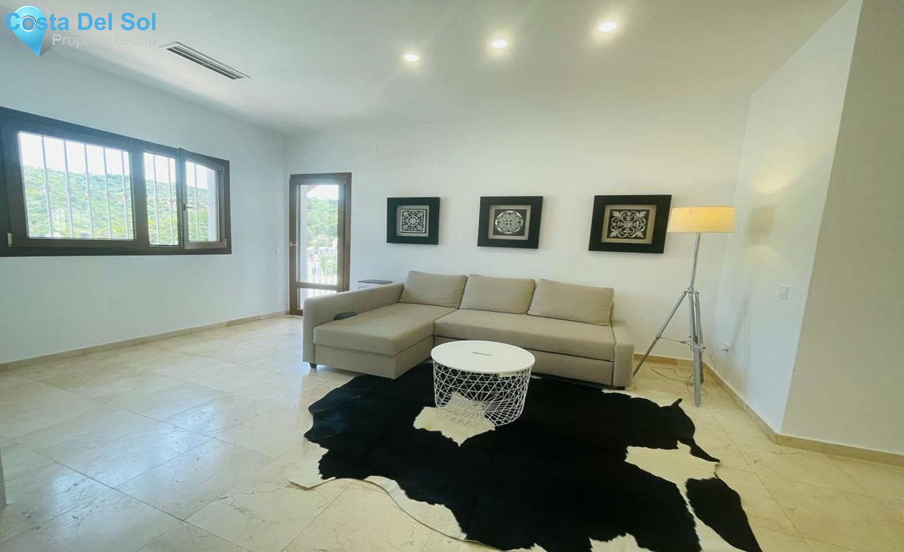 Middle Floor Apartment in Benahavís