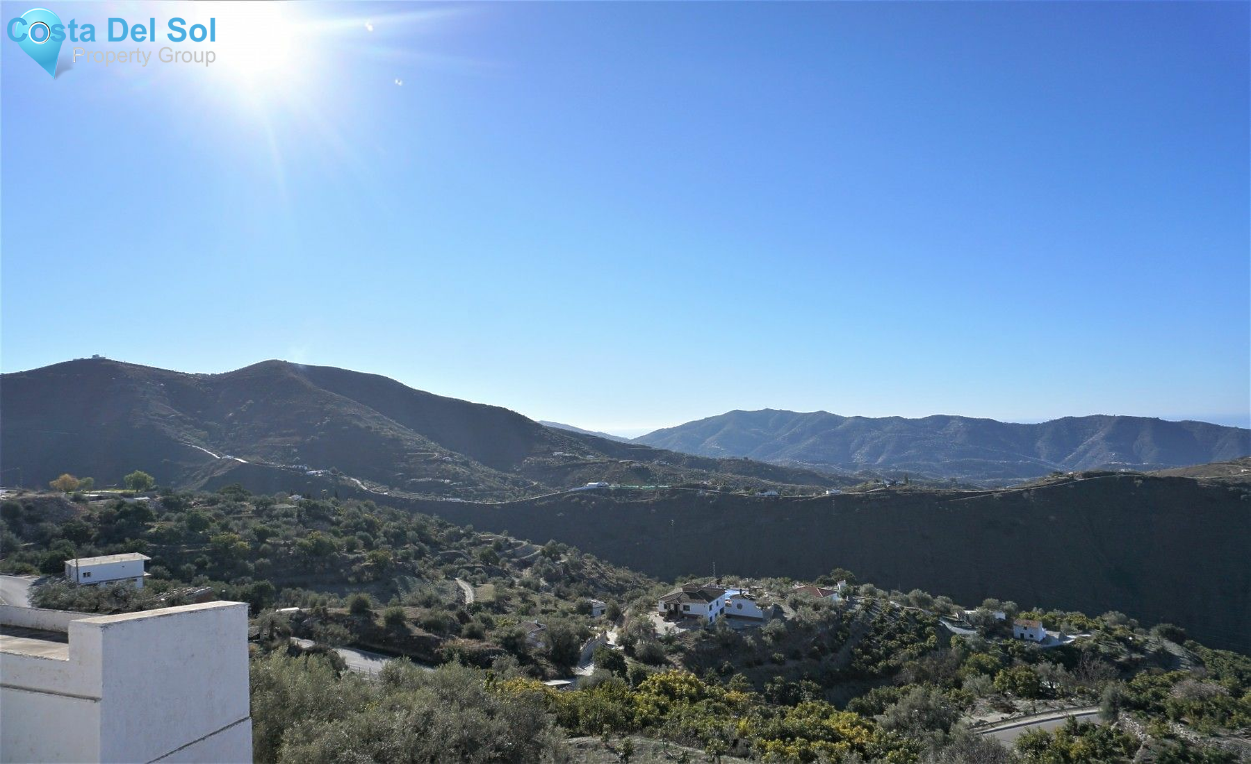 Middle Floor Apartment in Canillas de Aceituno-1209717