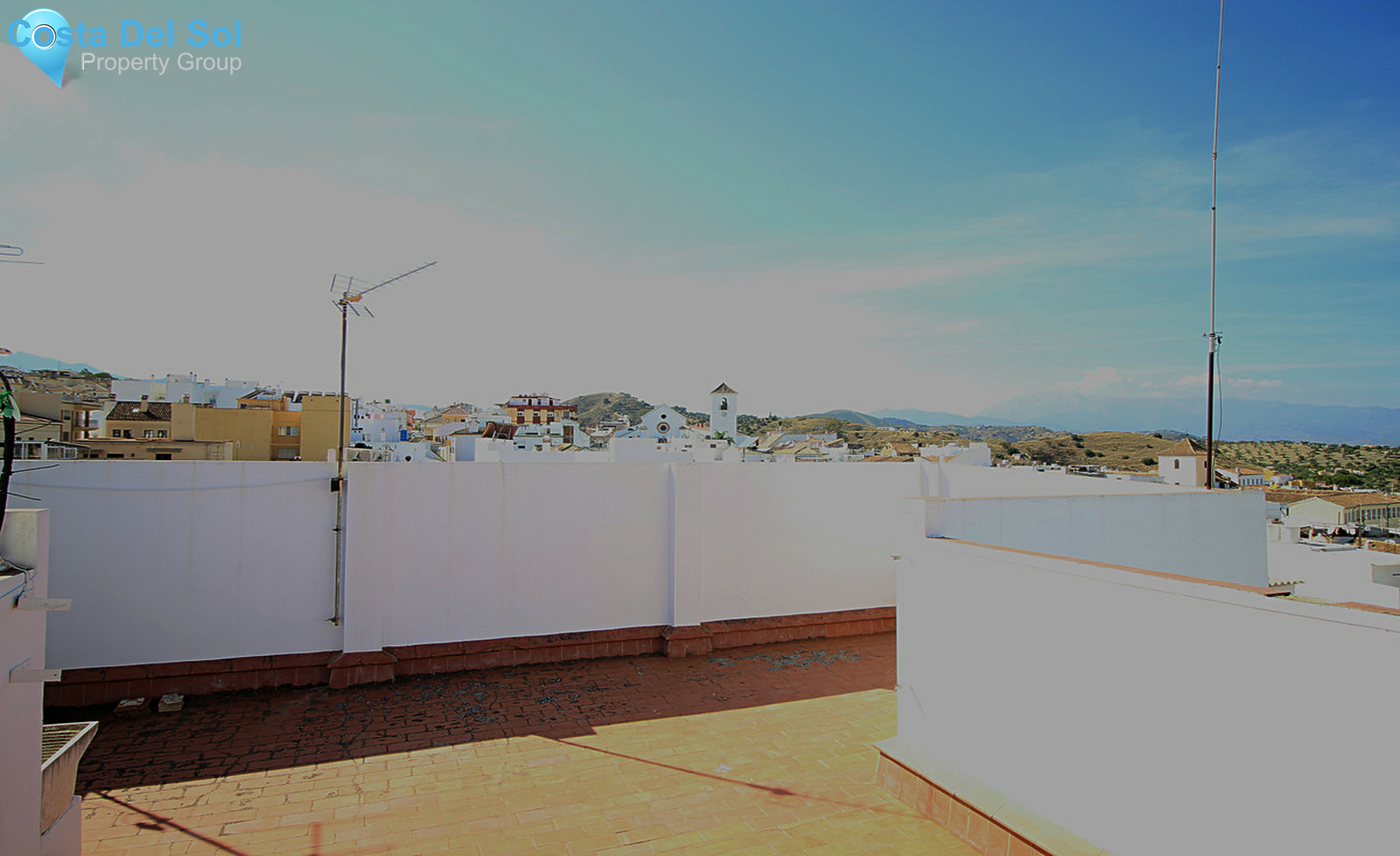 Middle Floor Apartment in Coín