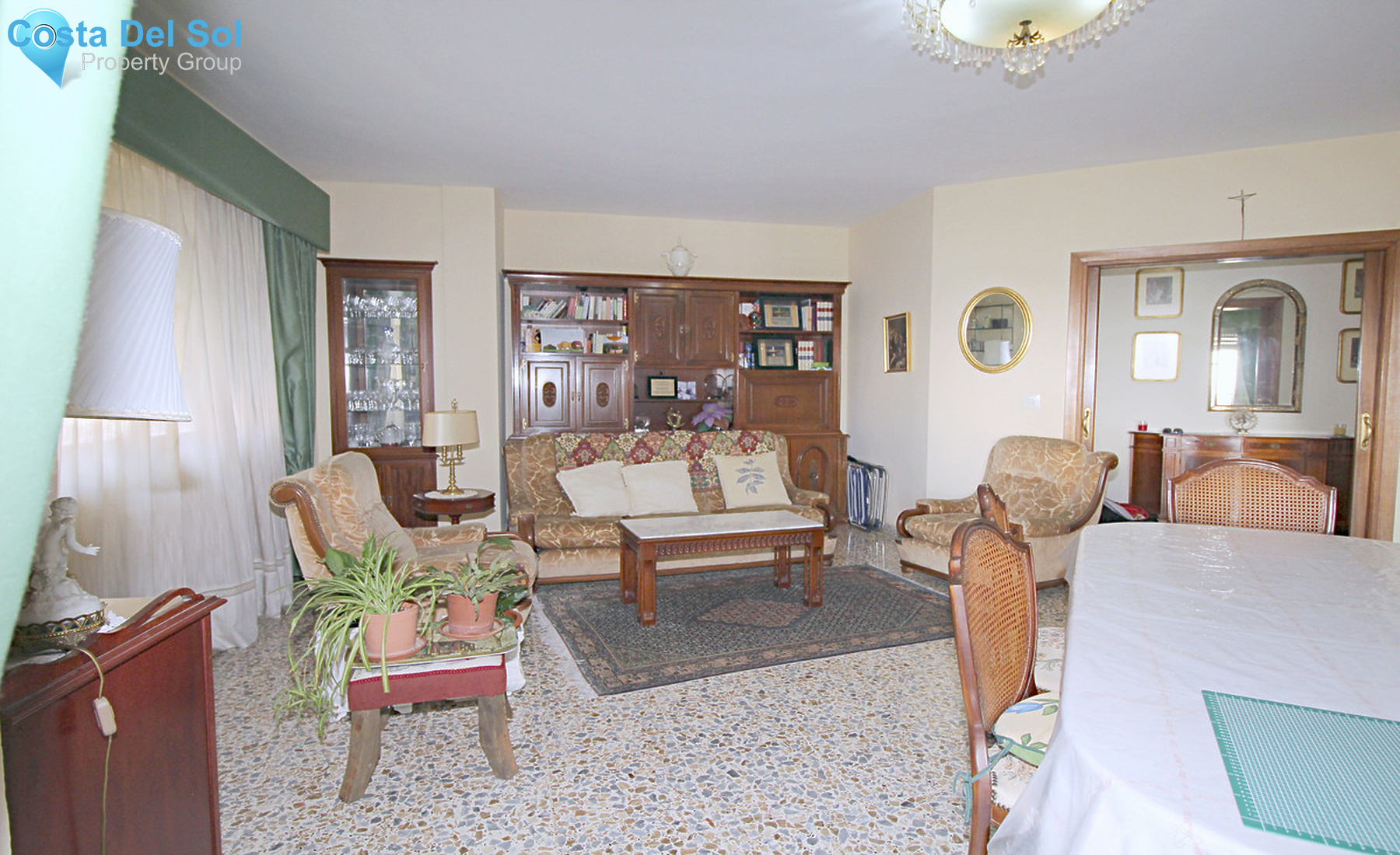 Middle Floor Apartment in Coín-1341391