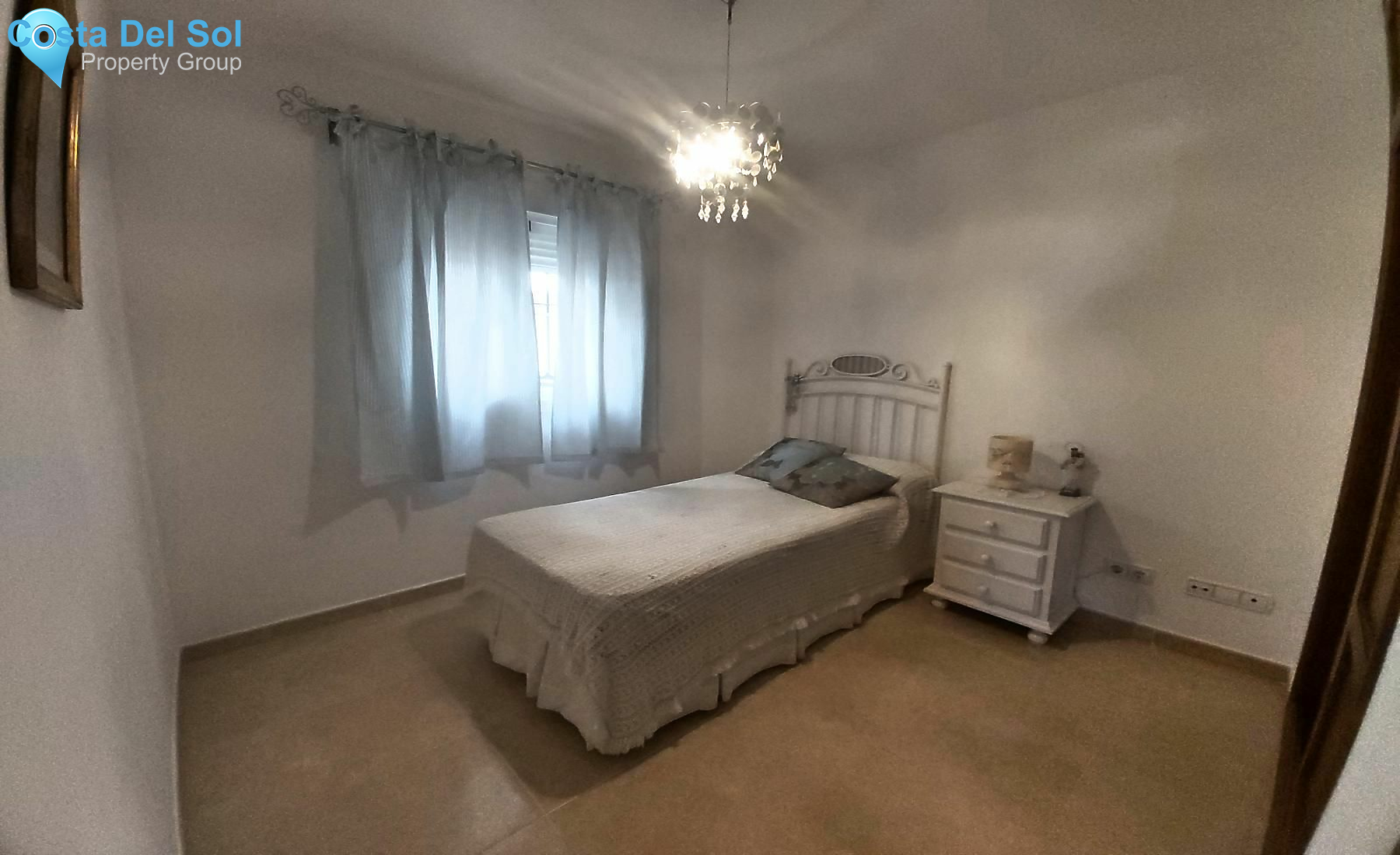 Middle Floor Apartment in Coín-1131035