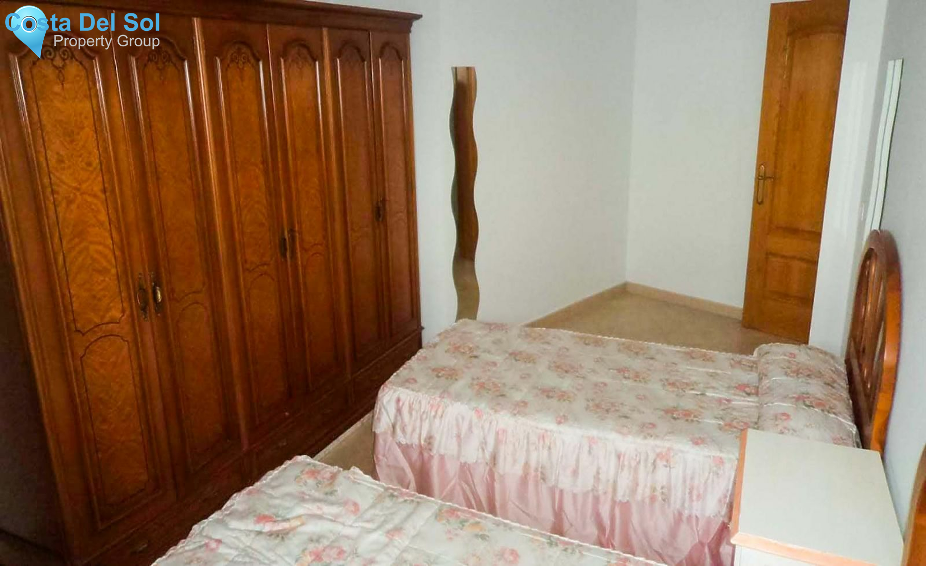 Middle Floor Apartment in Coín-1133827