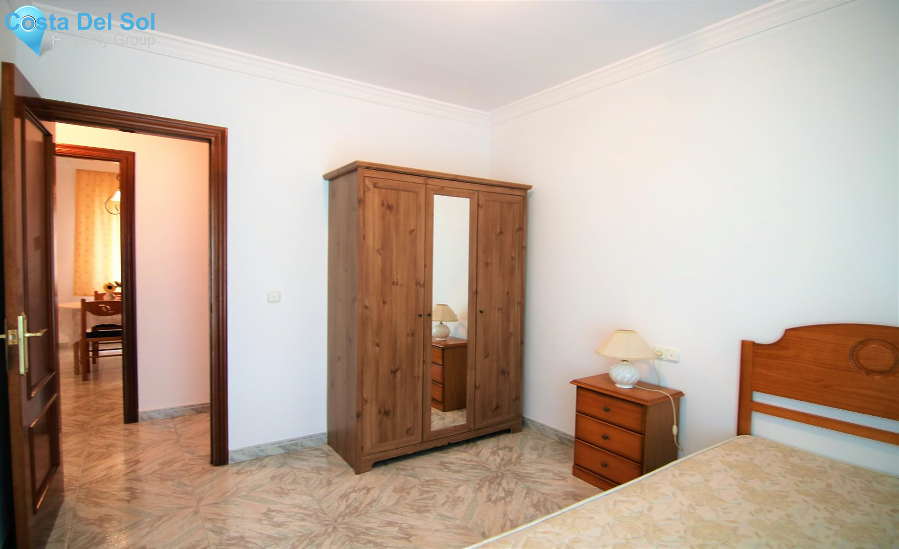 Middle Floor Apartment in Coín-1553638