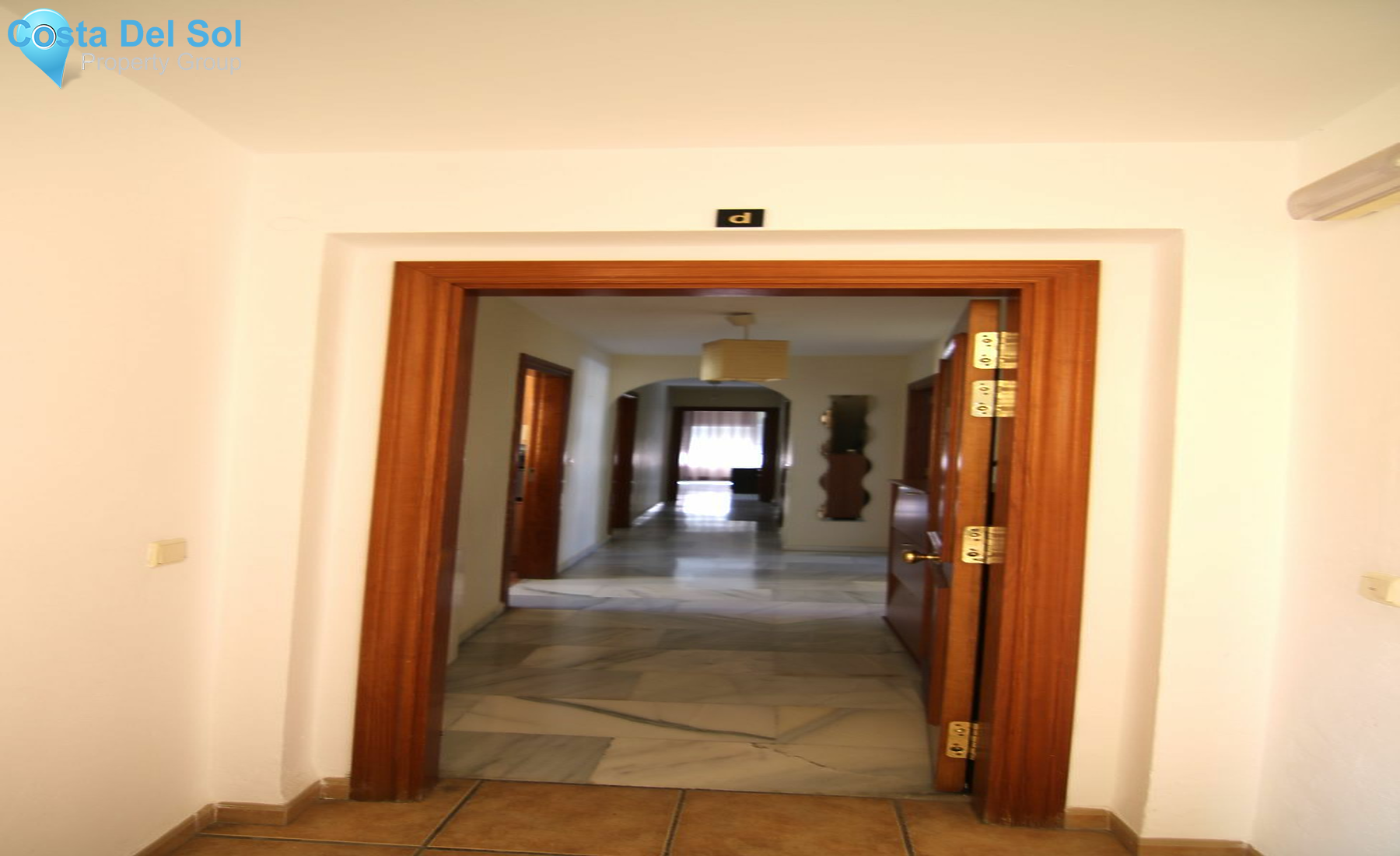 Middle Floor Apartment in Coín-1554638