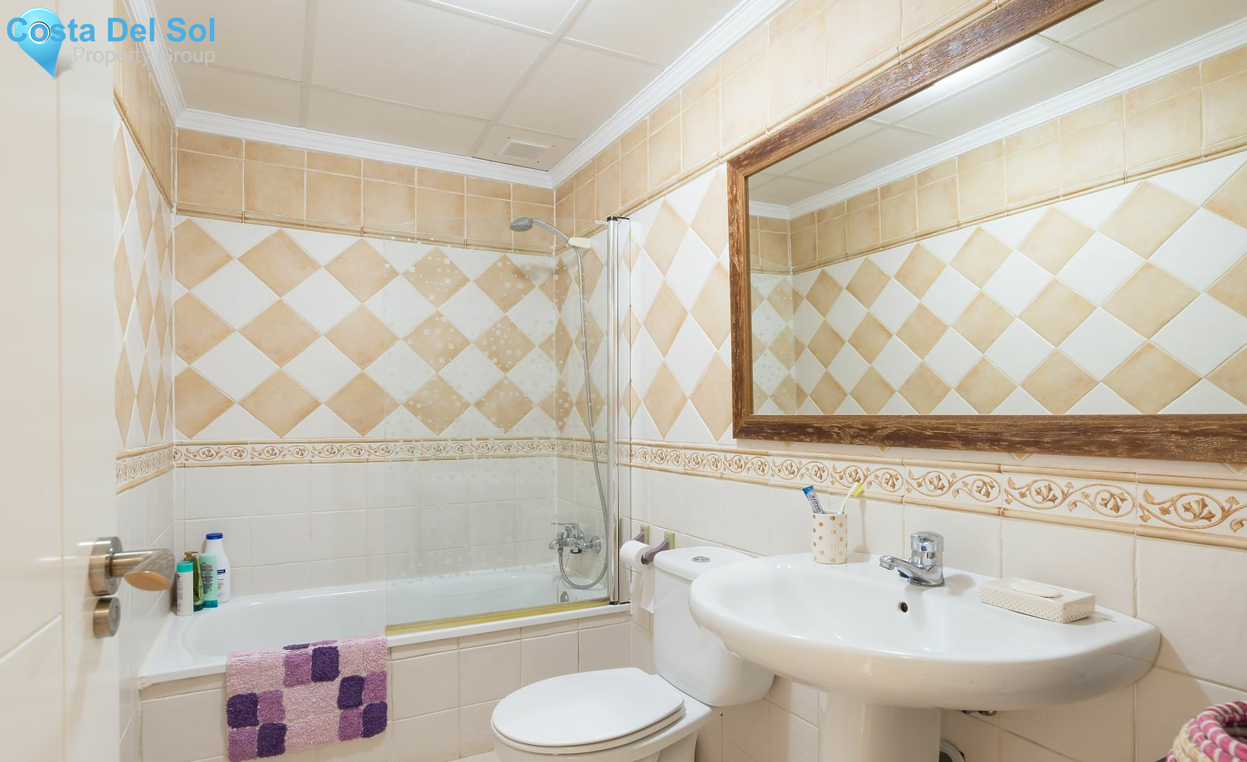 Middle Floor Apartment in Elviria-1169730