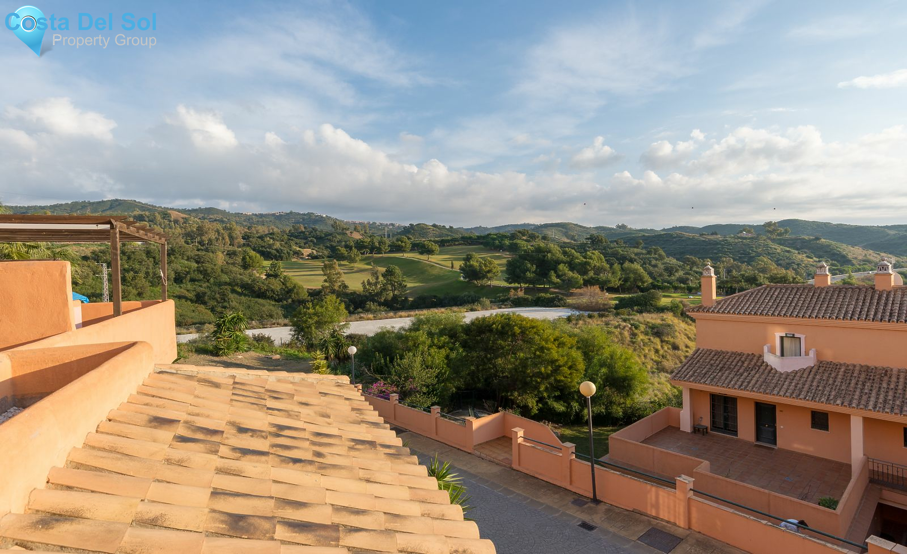 Middle Floor Apartment in Elviria-1169725