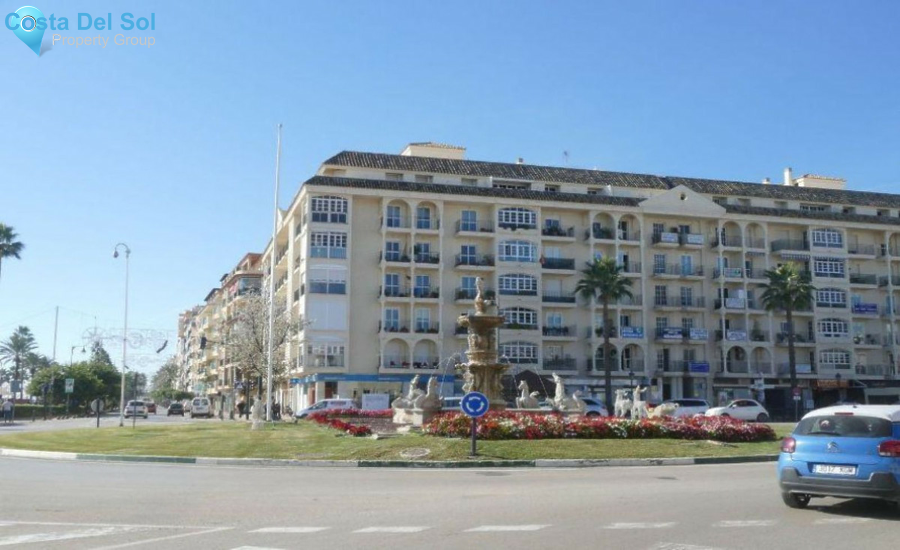 Middle Floor Apartment in Estepona-1261443