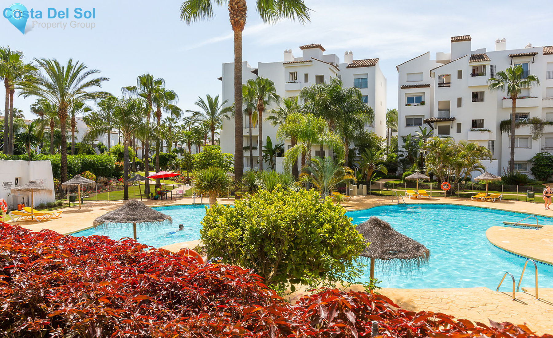 Middle Floor Apartment in Estepona-1295094