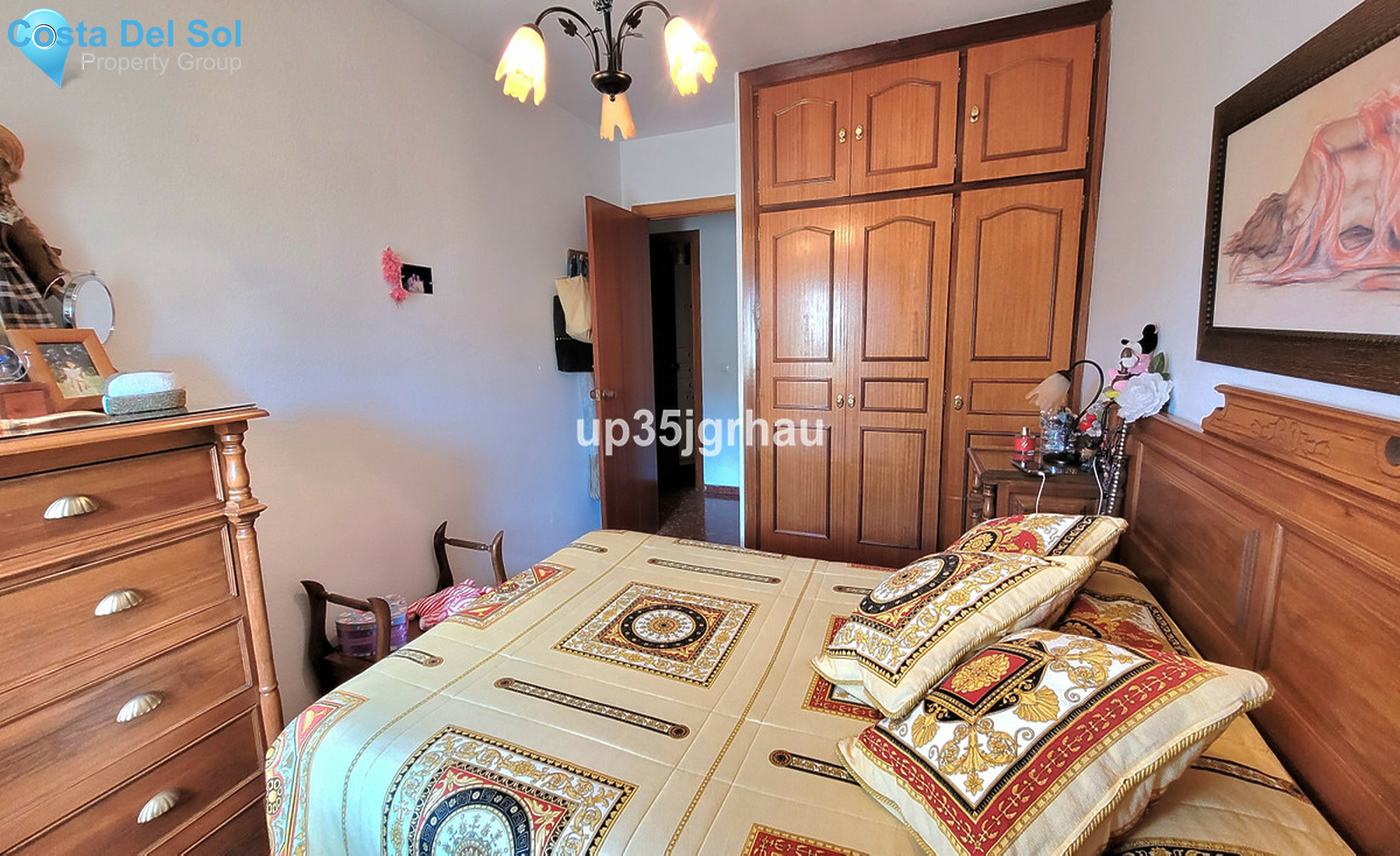 Middle Floor Apartment in Estepona-1301432