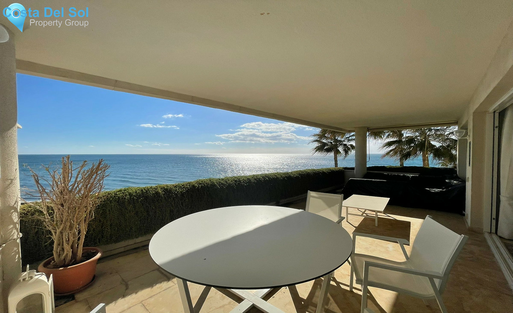 Middle Floor Apartment in Estepona-1310038