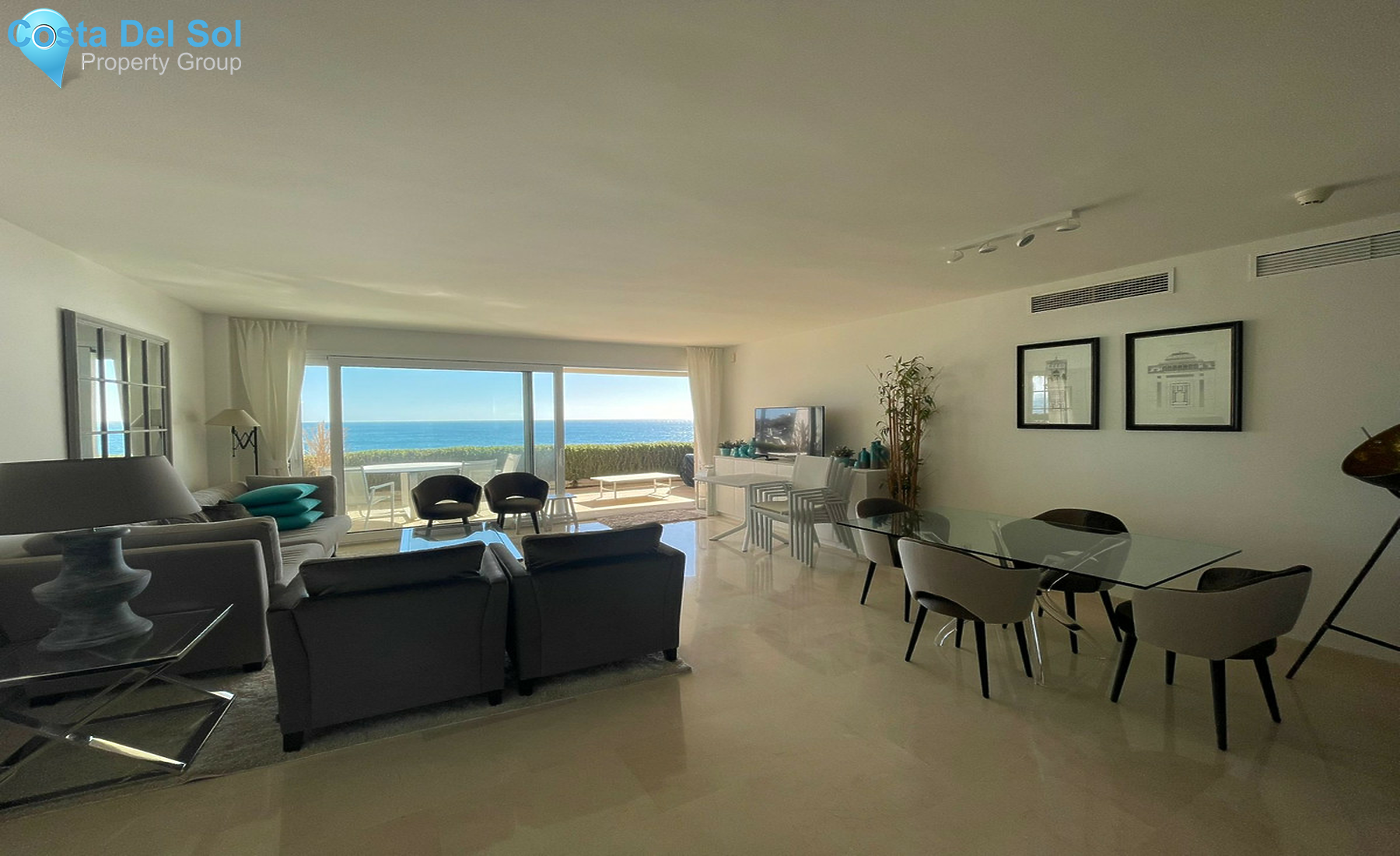 Middle Floor Apartment in Estepona-1310041